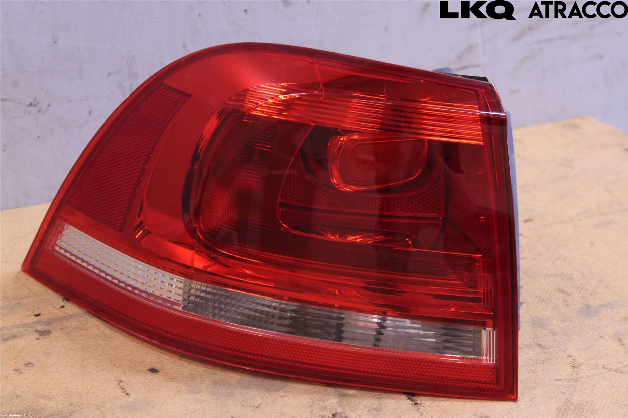 Volkswagen VW TOUAREG 7P 11-18 Bakljus Vänster