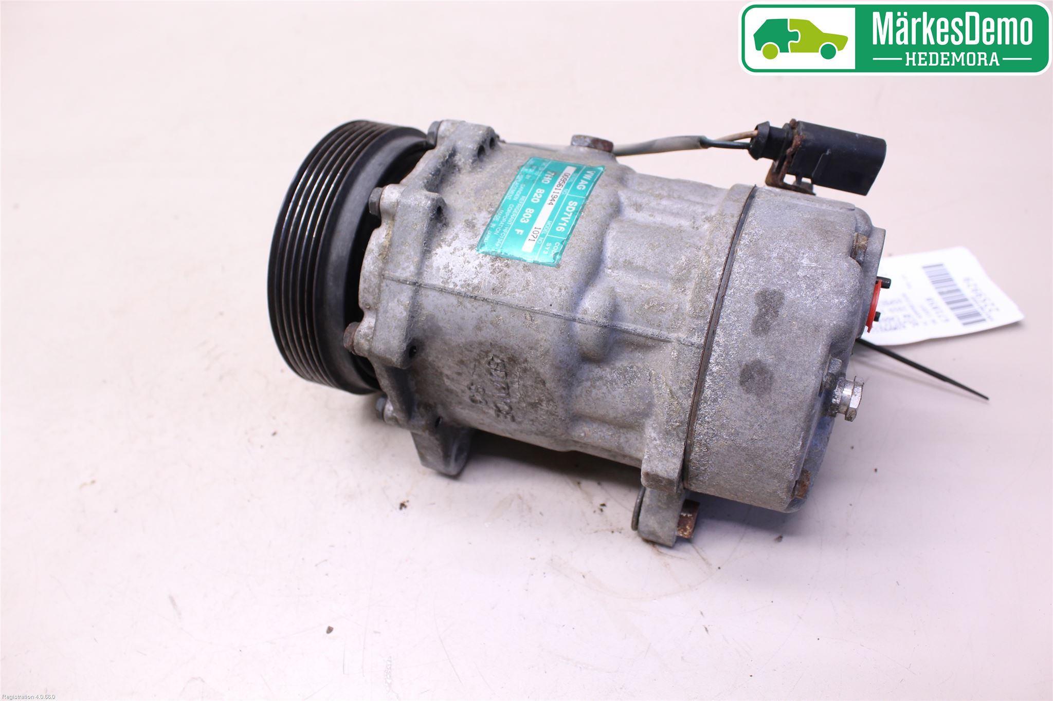 Volkswagen VW CADDY      04-10 Ac Kompressor