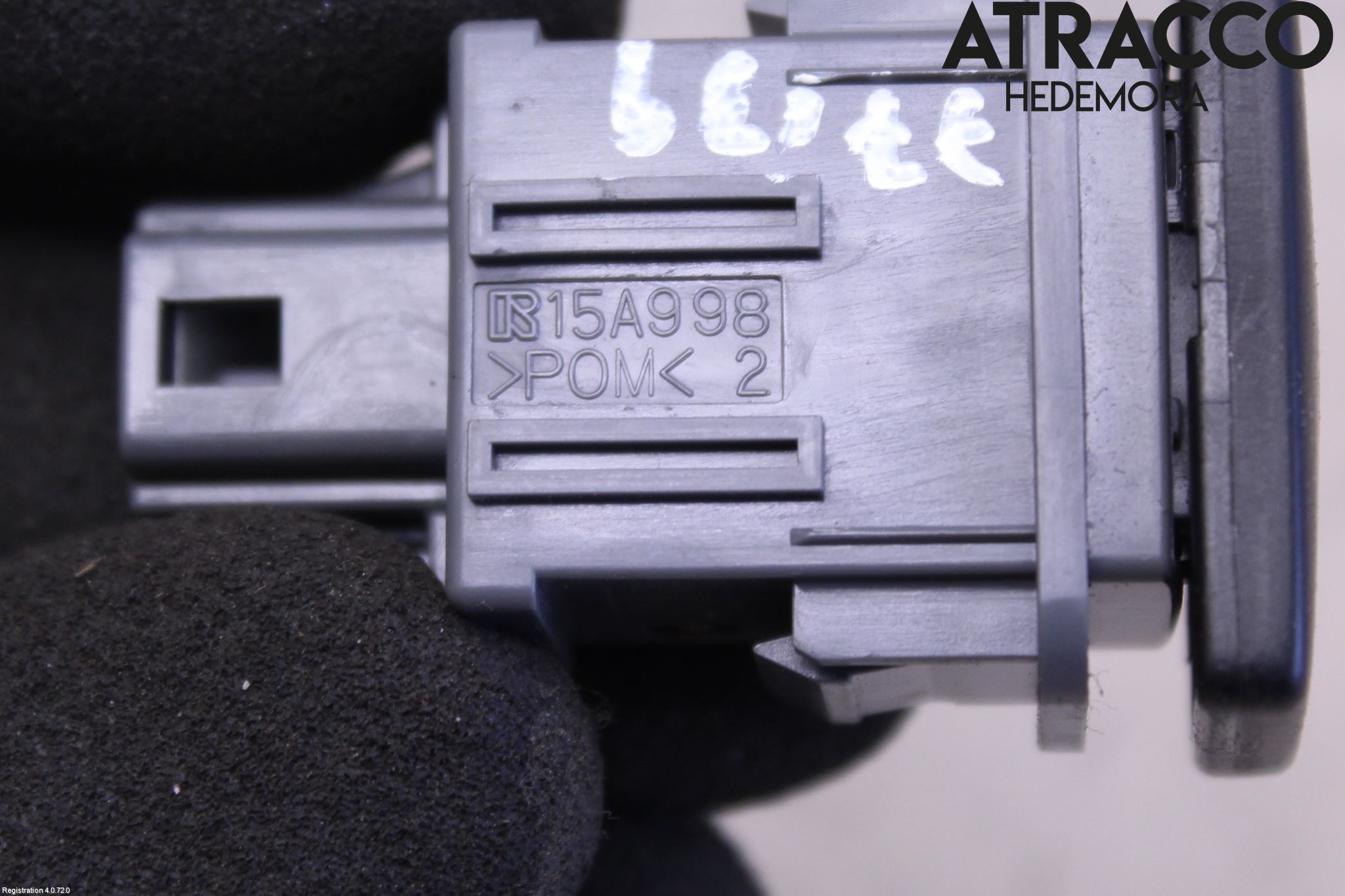 Toyota VERSO 09-18 Strömställare Övrigt