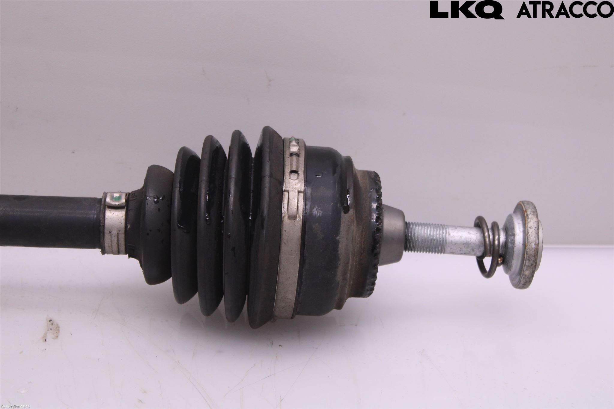 BMW X4 F26 14-18 Drivaxel Fram Vänster