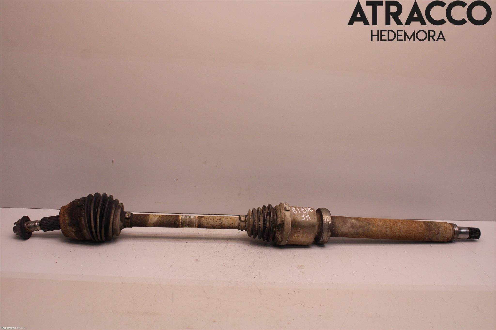 Ford FOCUS 15-18 Drivaxel Fram Höger