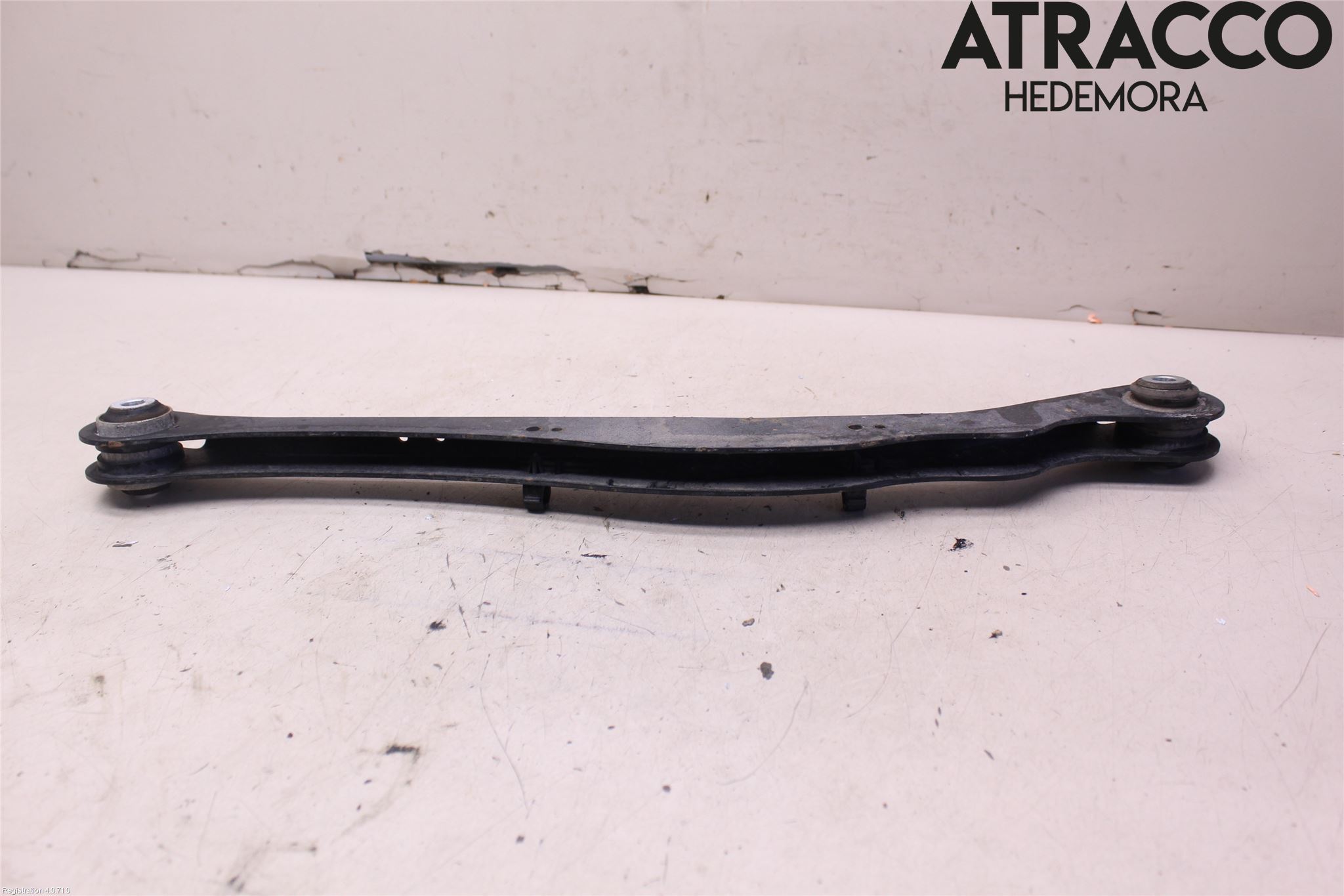 BMW 2 F45 Active Tourer 14-21 Bärarm Bak Vänster