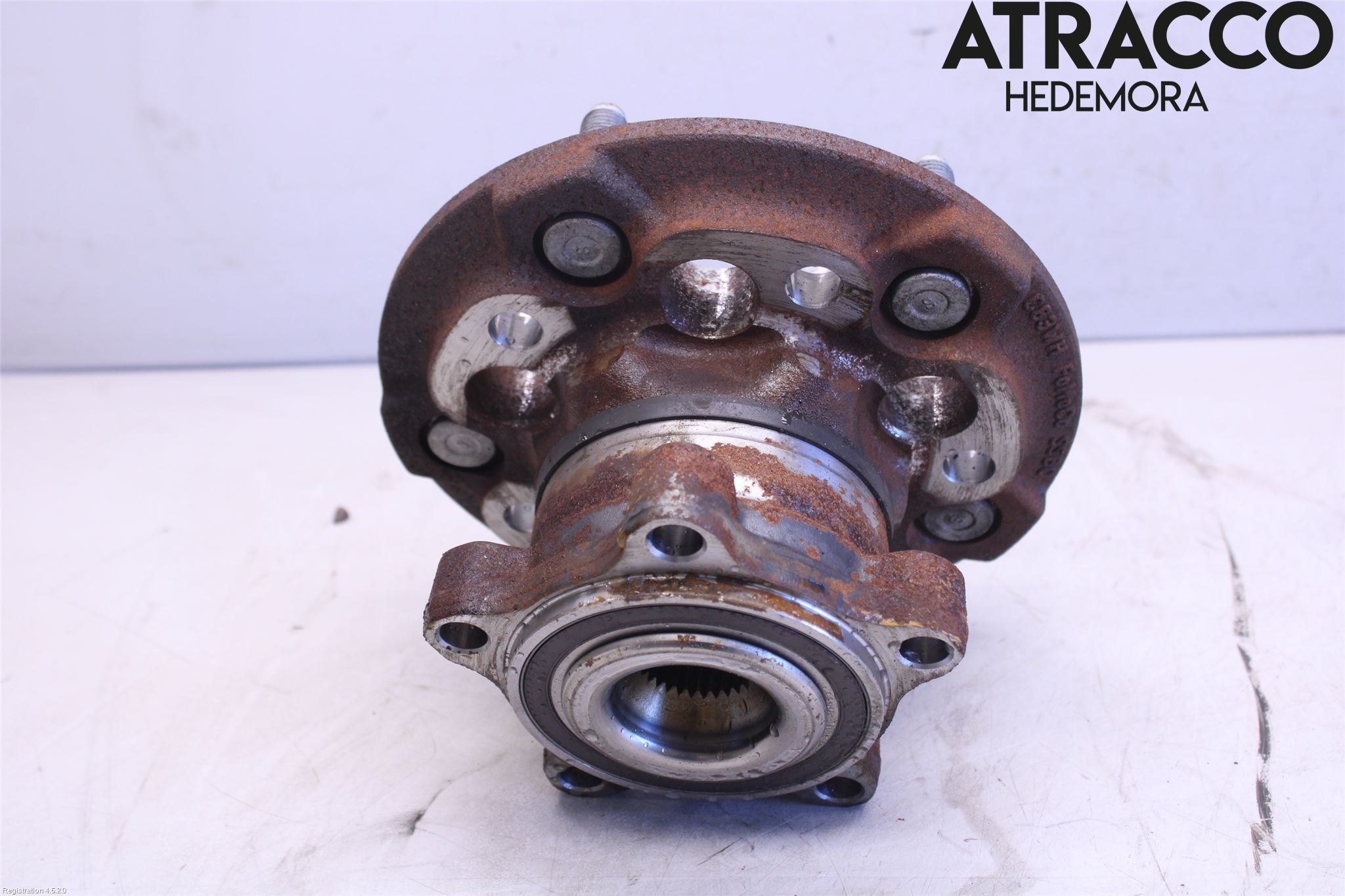 Ford E-TRANSIT SKÅP/BUSS 22- Nav Bak