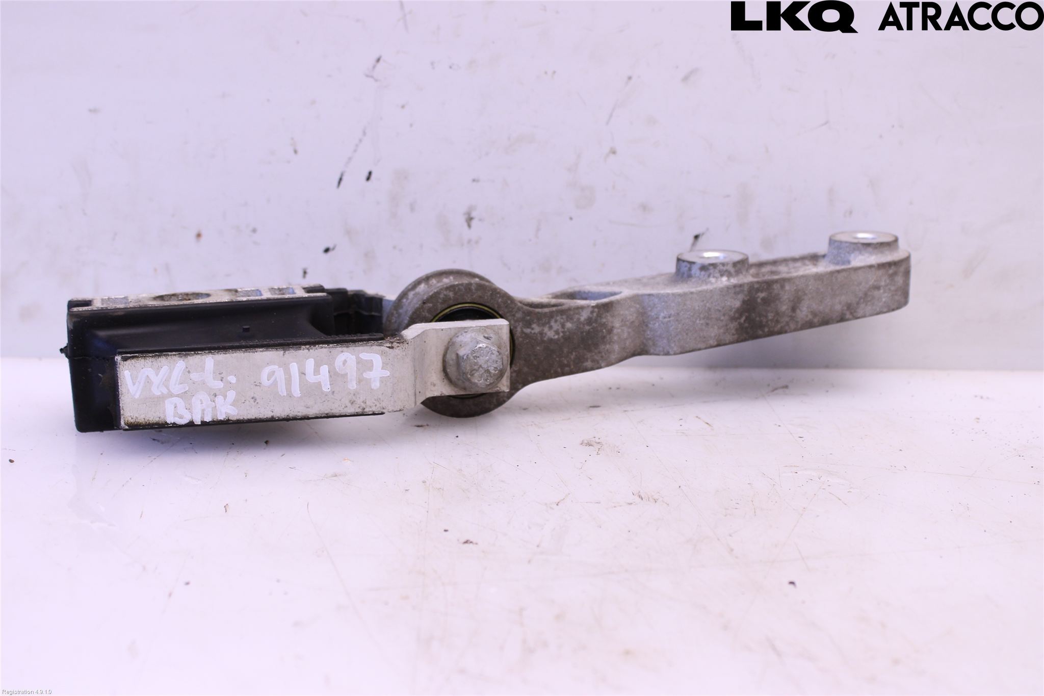 Volvo V90 17->> Växellådsfäste