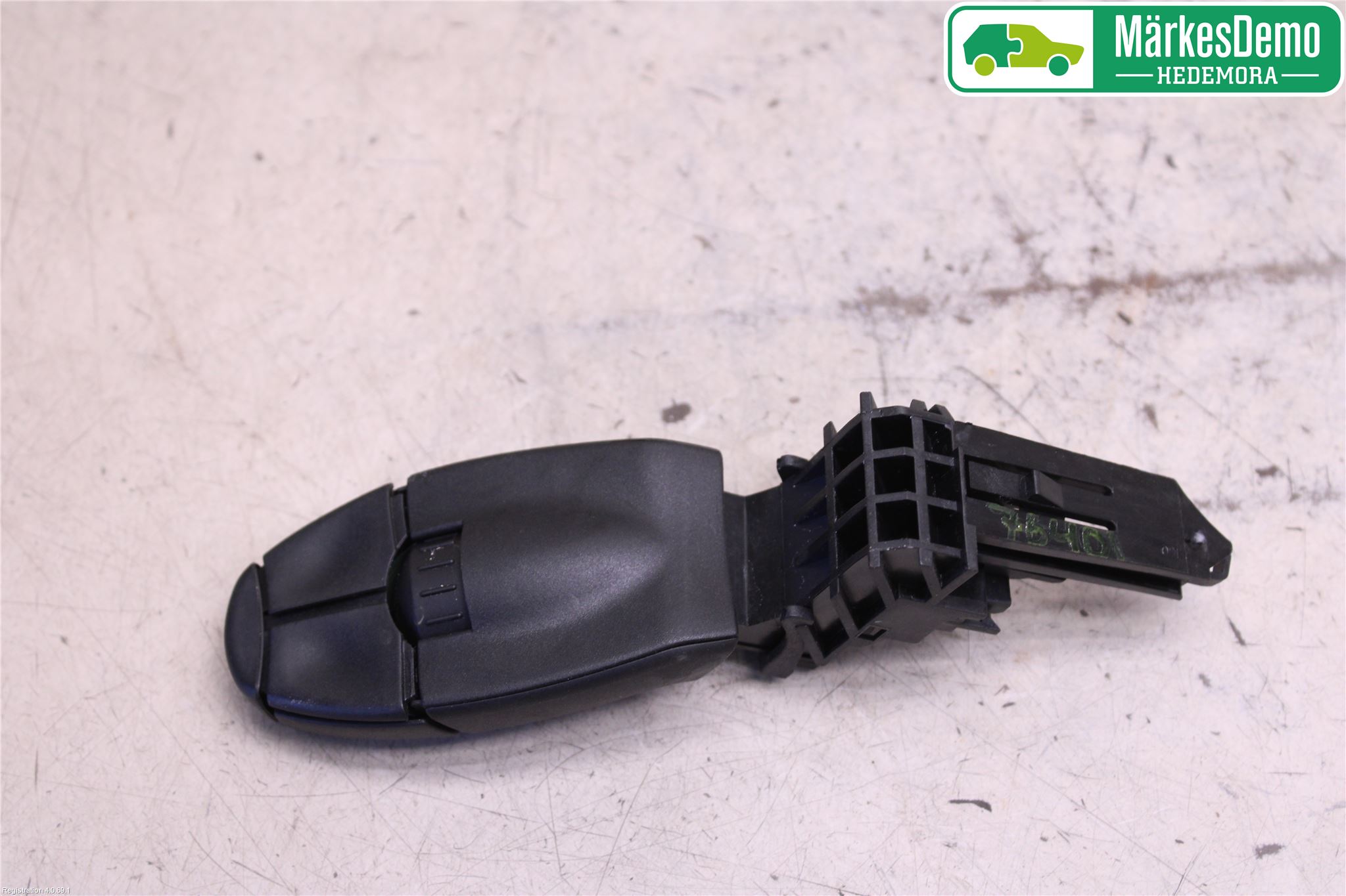 Peugeot PARTNER 16-18 Spak-Rattreglage Radio