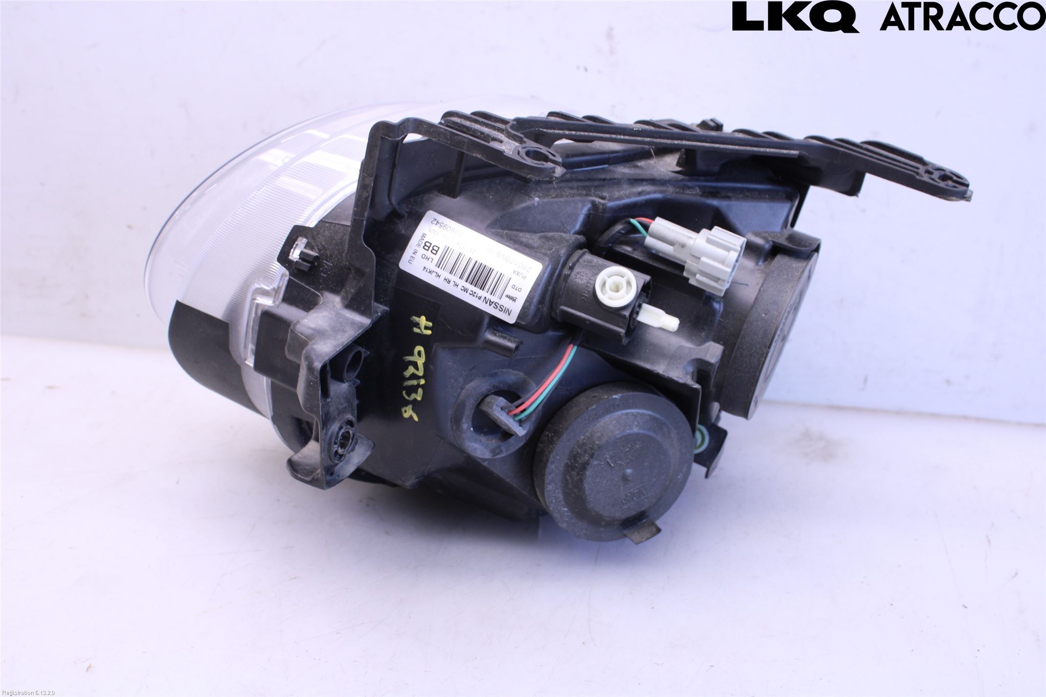 Nissan JUKE 14-19 Strålkastare Höger