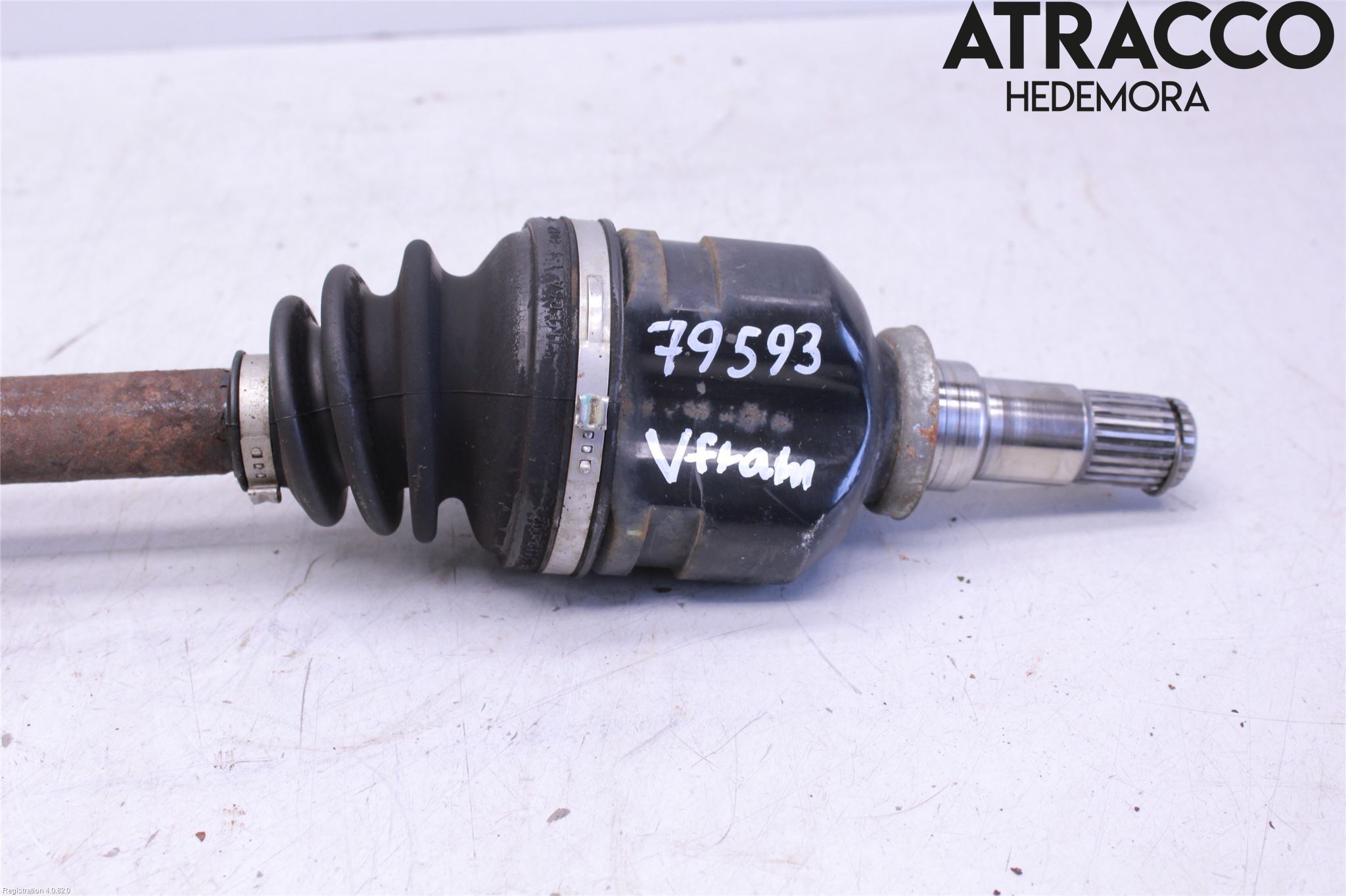 Toyota AURIS 07-09 Drivaxel Fram Vänster