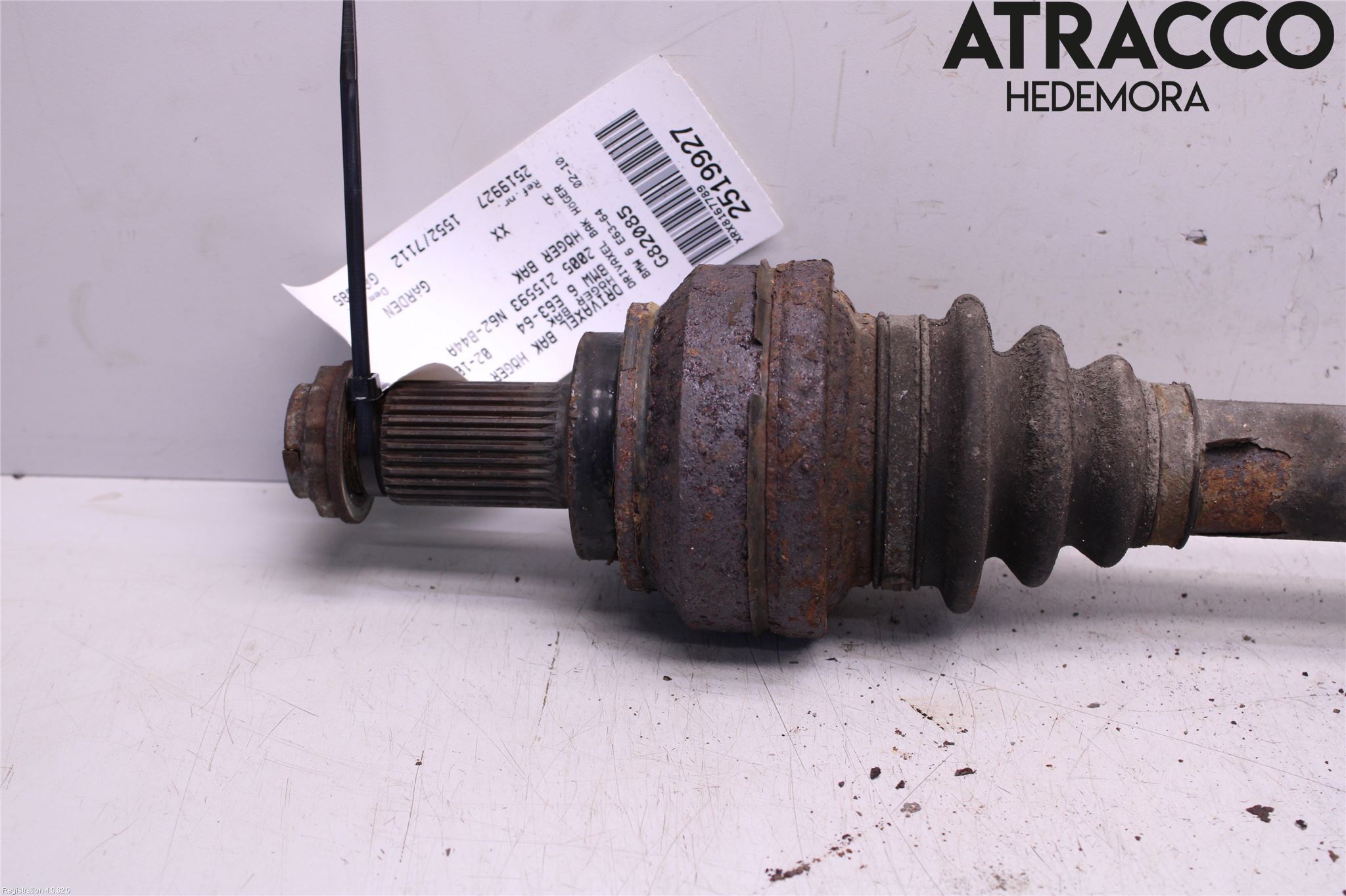 BMW 6 E63/64    02-10 Drivaxel Bak Höger