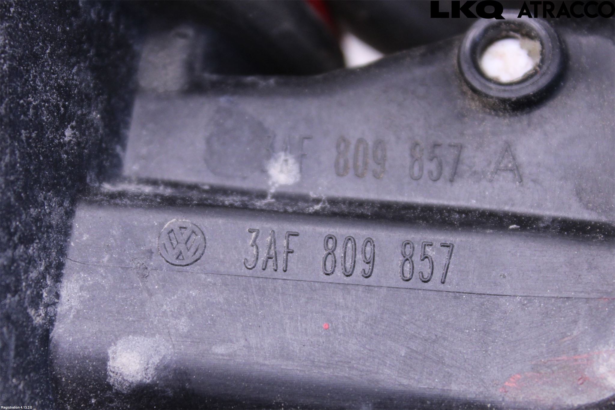 Volkswagen VW PASSAT 11-14 Tanklucka