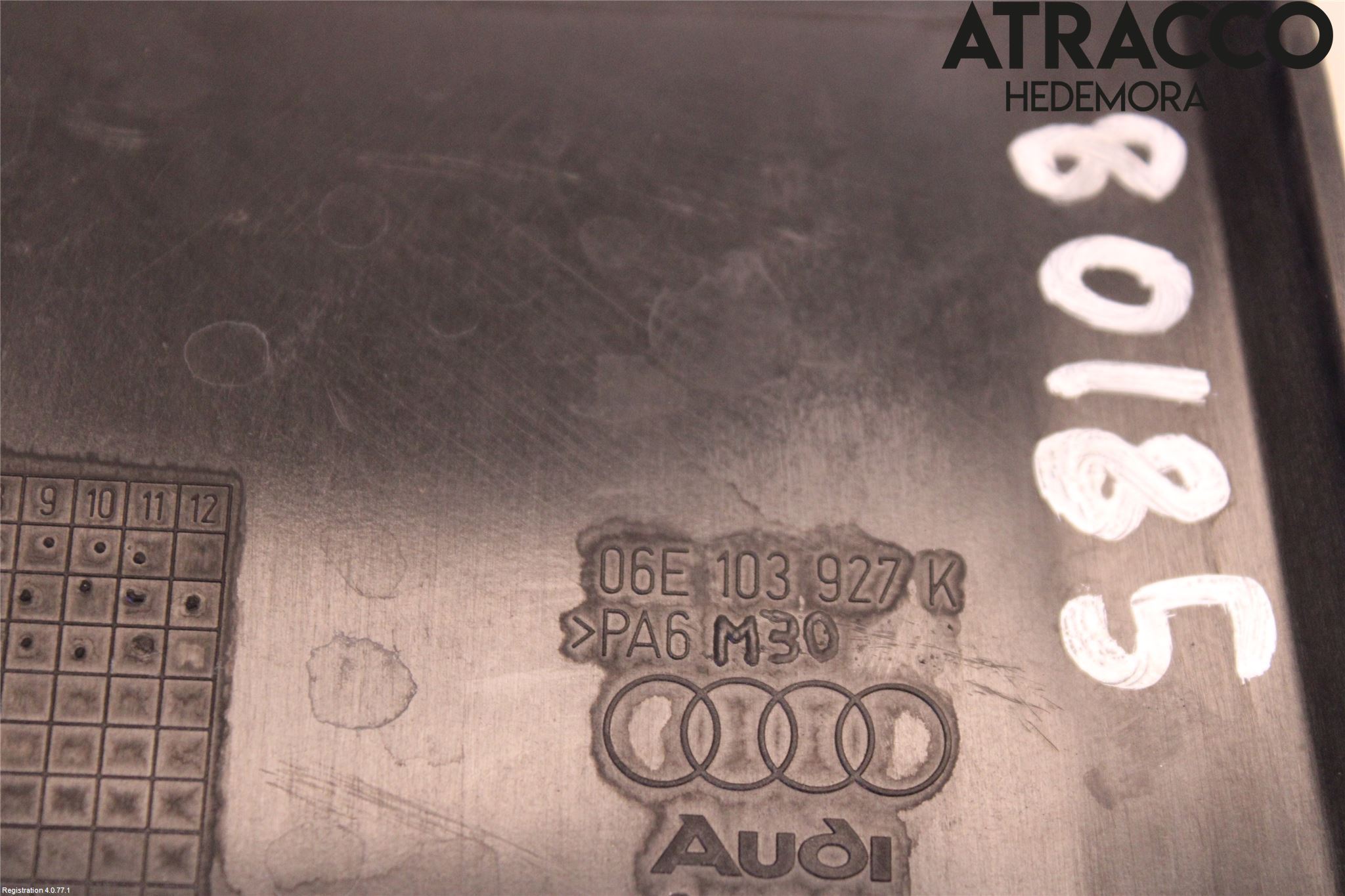 Audi A4/S4 08-11 Motorkåpa