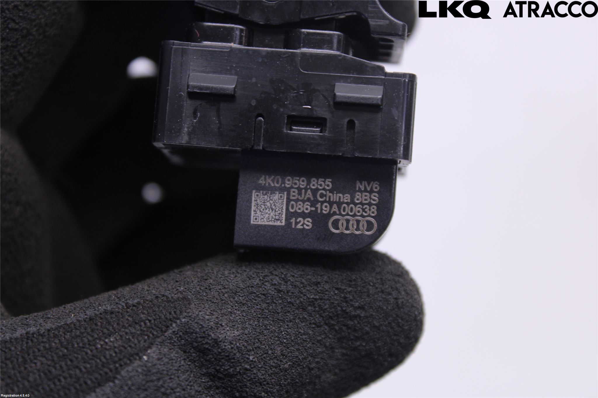 Audi A6 F2/C8 19- Strömställare Elhiss