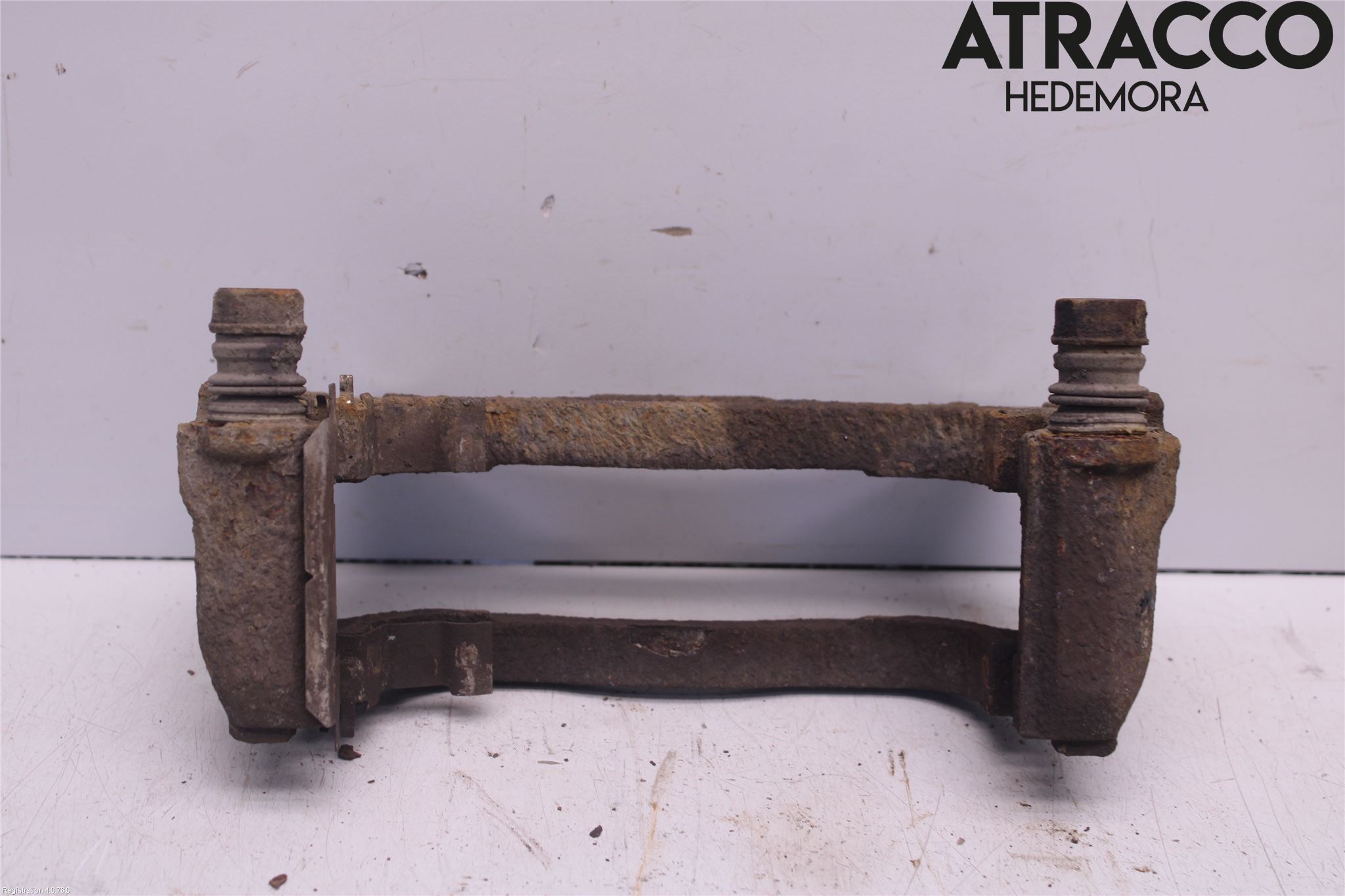 Subaru B9 TRIBECA  06-07 Bromsokshållare