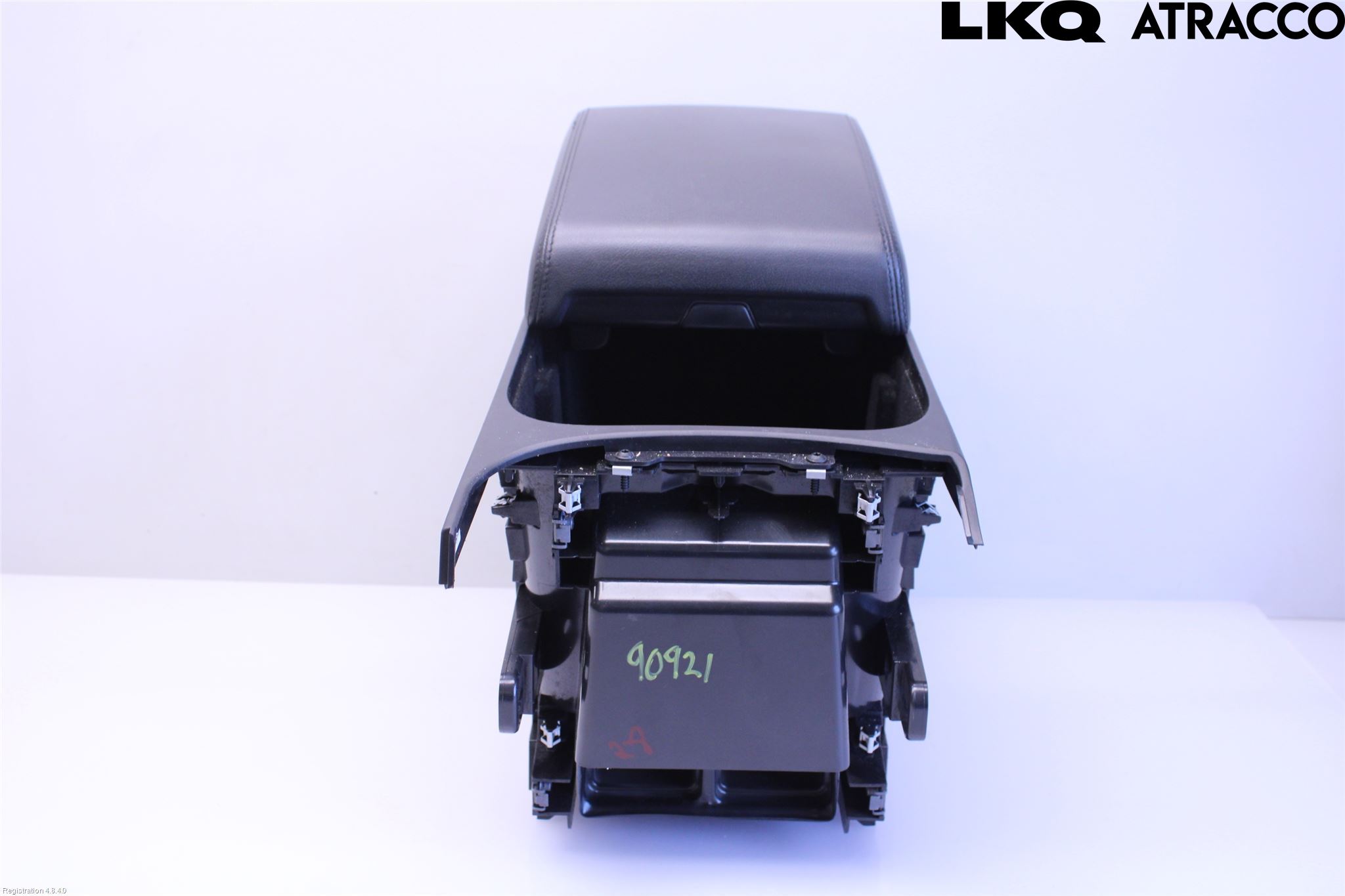 Jaguar E-PACE 17- Inredning Armstöd