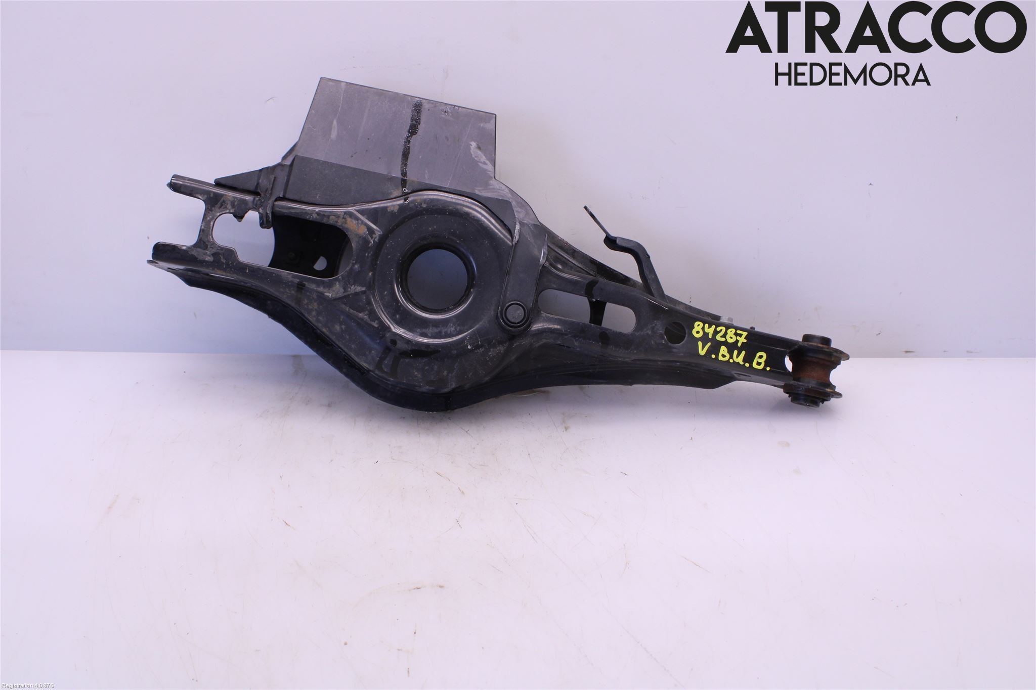 Toyota RAV4 19- Bärarm Bak Vänster