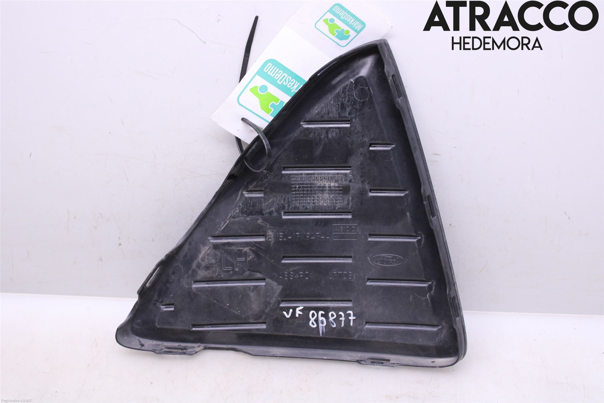 Ford FOCUS 11-14 Grilldel Vänster