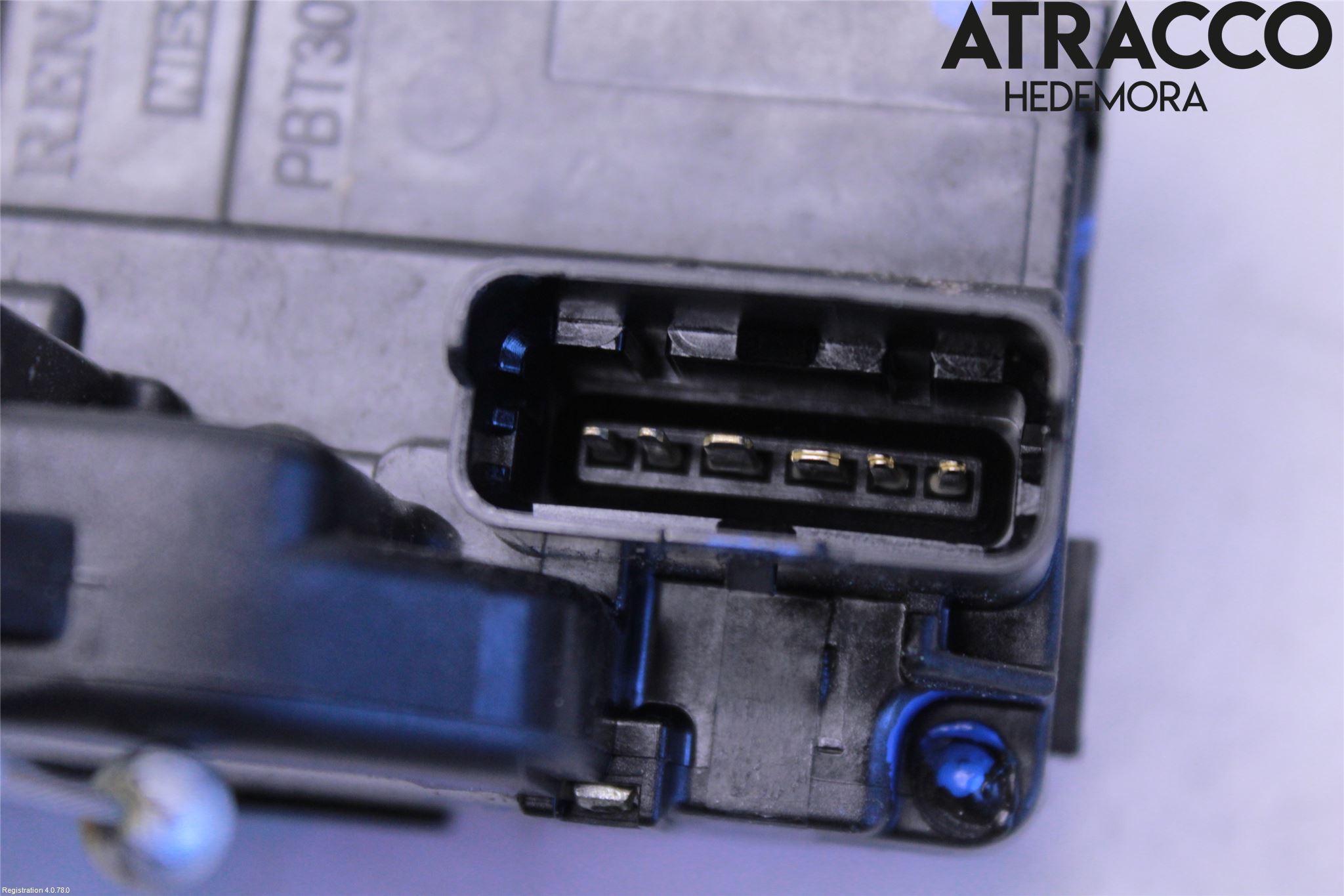 Nissan JUKE 14-19 Låskista-Dörrlås