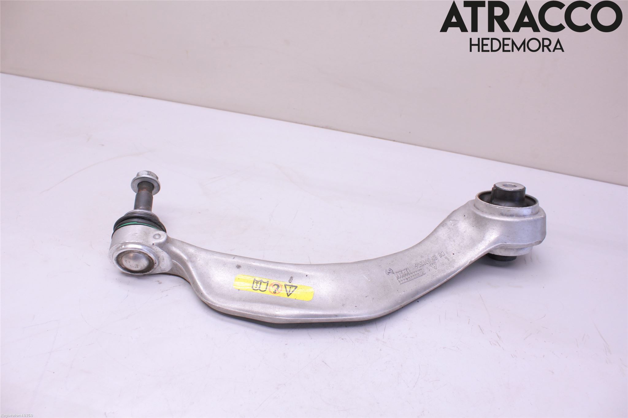 BMW 5 F10/F11/F18 09-17 Bärarm Fram Undre Vä