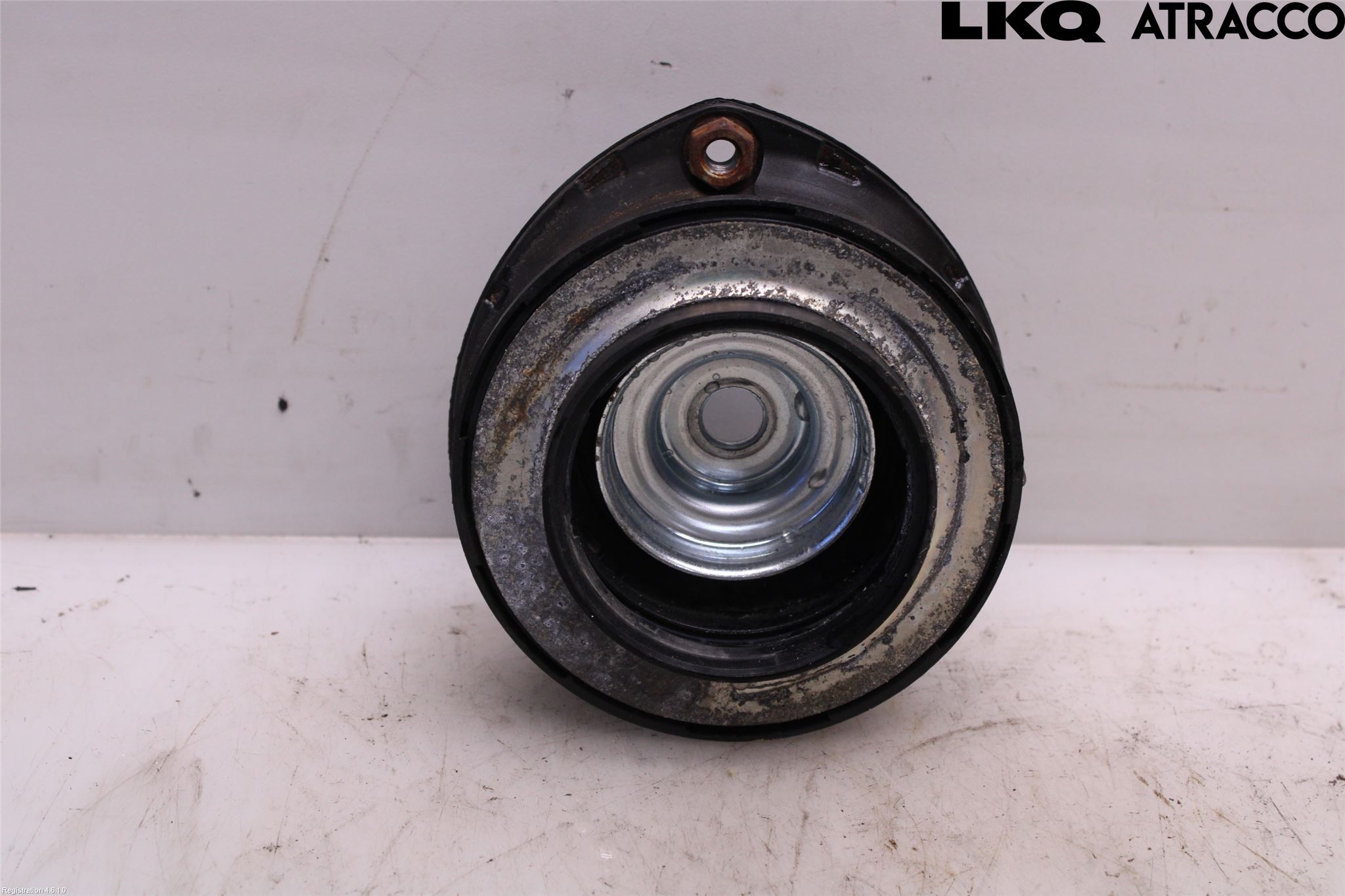 Volkswagen VW GOLF / E-GOLF VII 13-20 Fjäderbenslager Fram