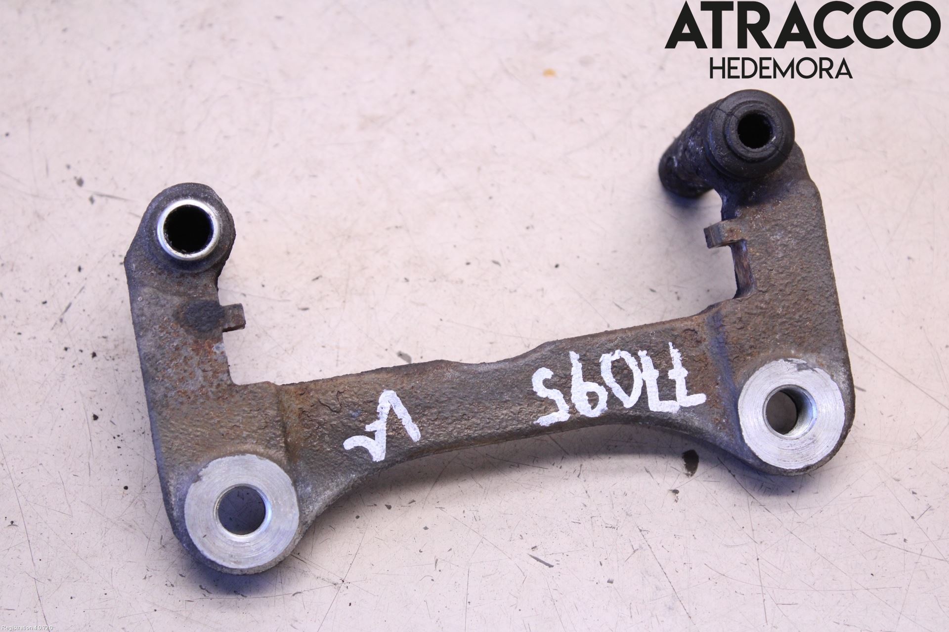 Mitsubishi SPACE STAR 13- Bromsokshållare