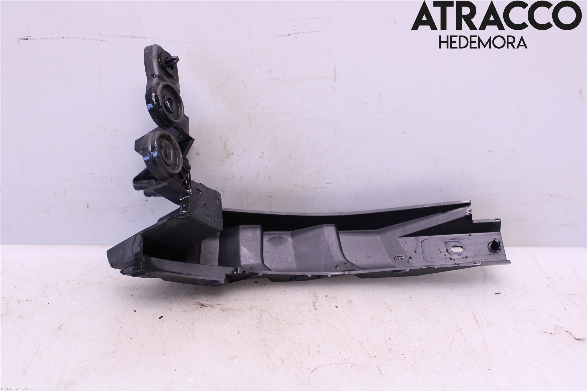 Jaguar F-PACE Stötfångarfäste Bak Hö