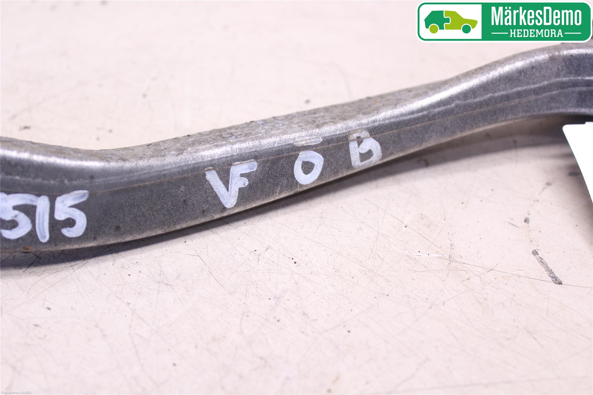 Audi A4/S4 08-11 Bärarm Fram Övre Vä