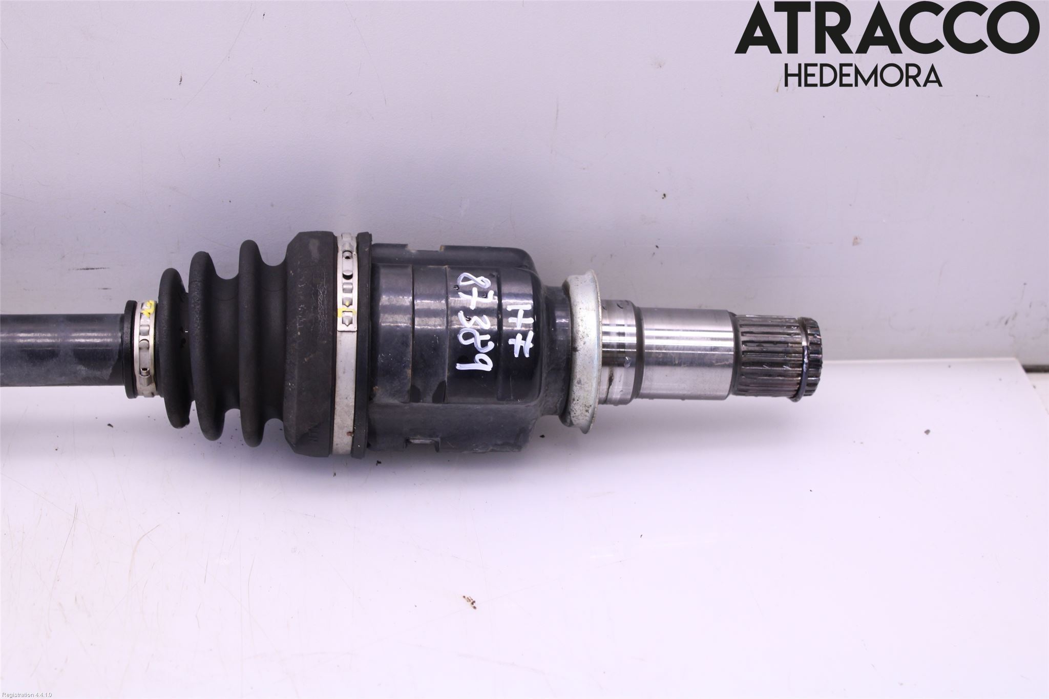 Toyota AURIS 13-19 Drivaxel Fram Höger
