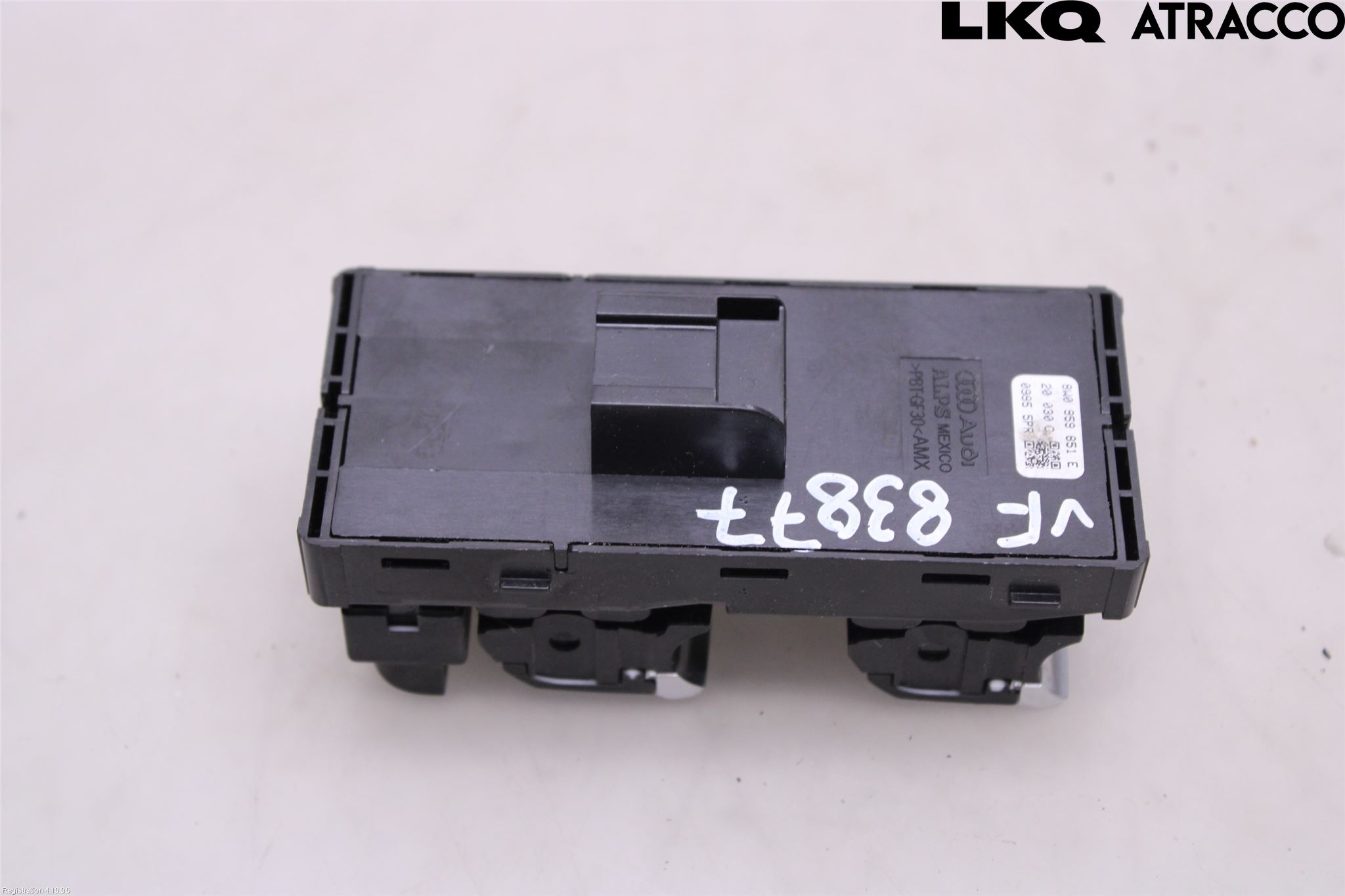 Audi A4/S4 B9 20- Strömställare Elhiss