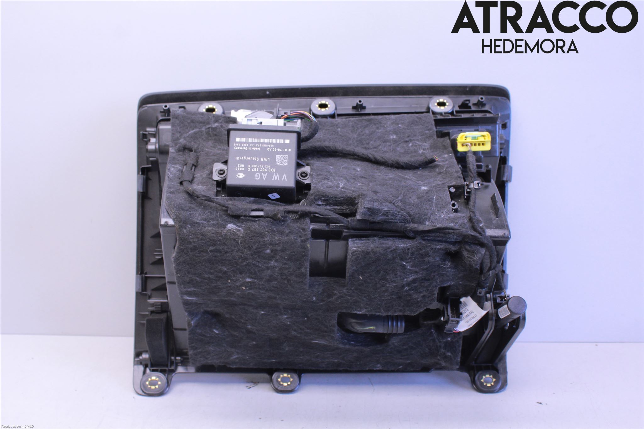 Audi Q3 8U 12-18 Handskfack