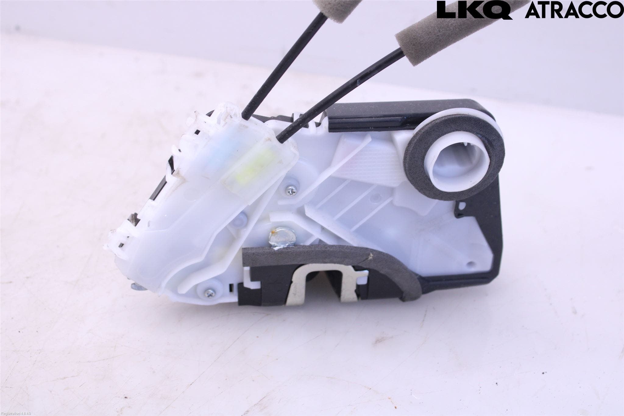 Toyota YARIS XP21 20- Låskista-Dörrlås