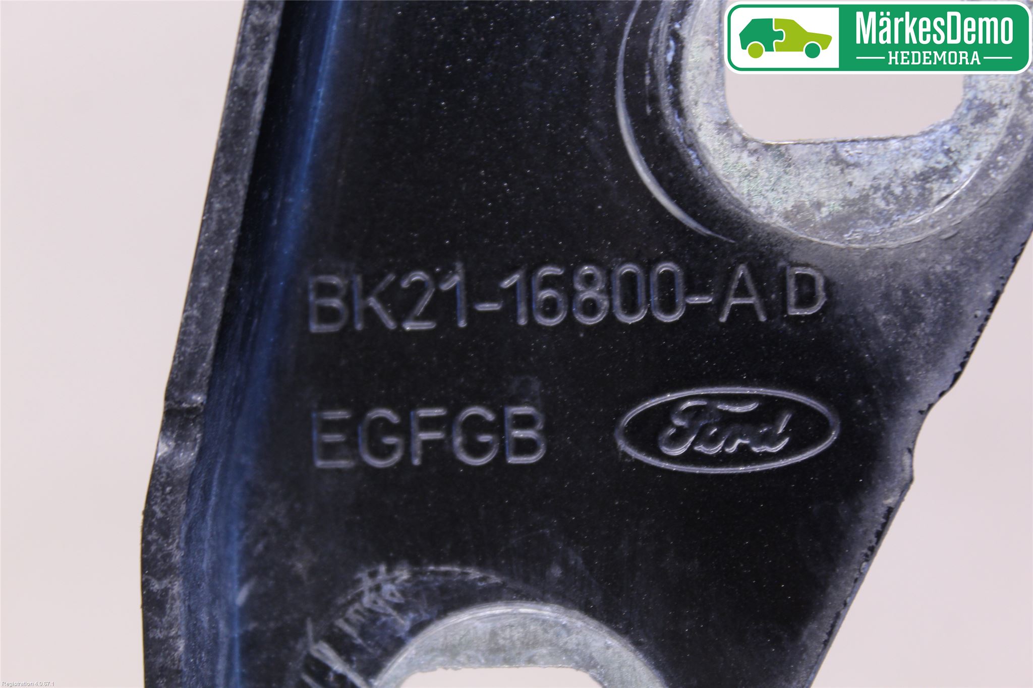 Ford TRANSIT SKÅP/BUSS 14-22 Huvgångjärn