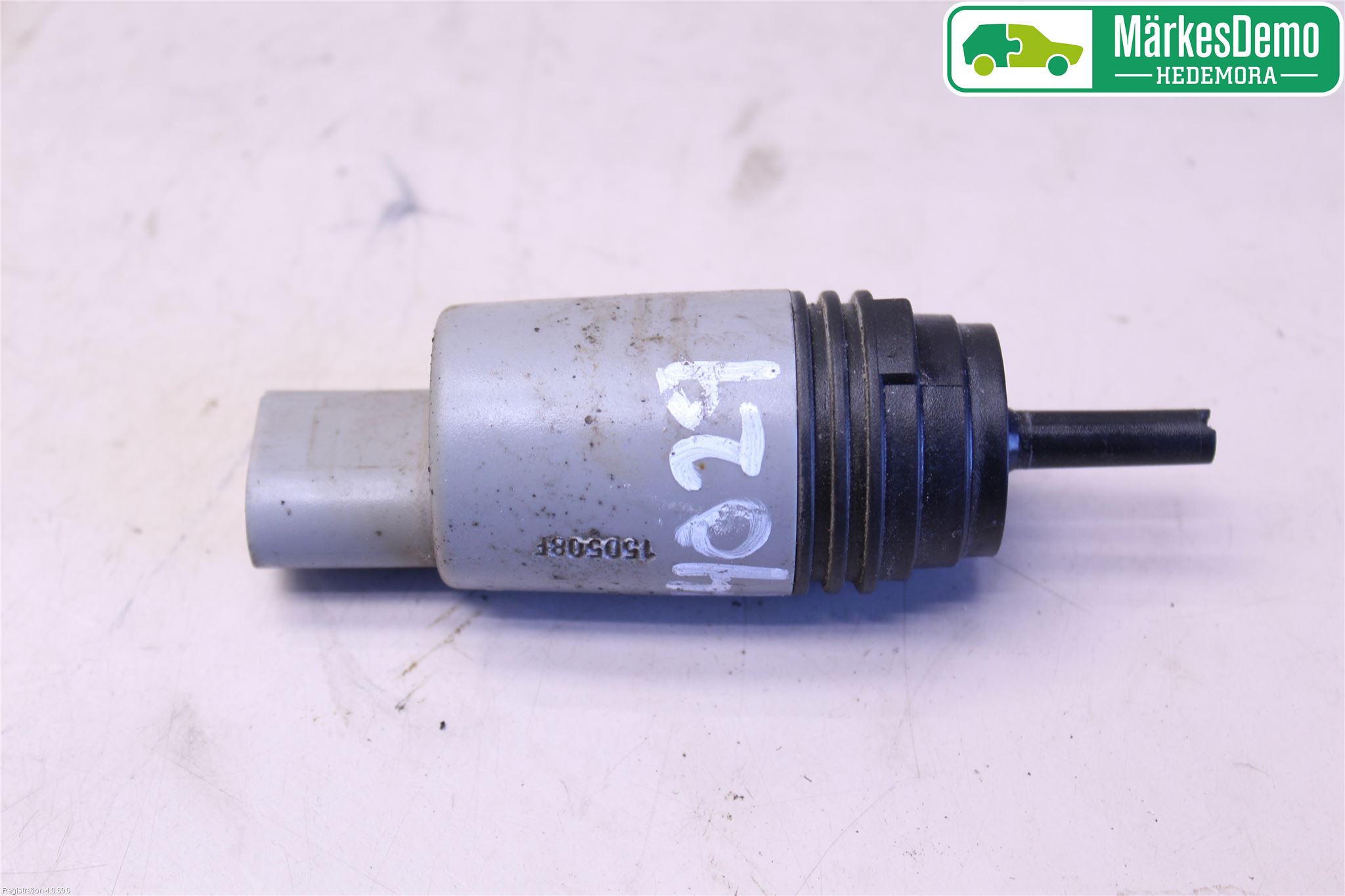 BMW 5 E60/61 Sed/Tou 02-10 Spolarpump Vindruta