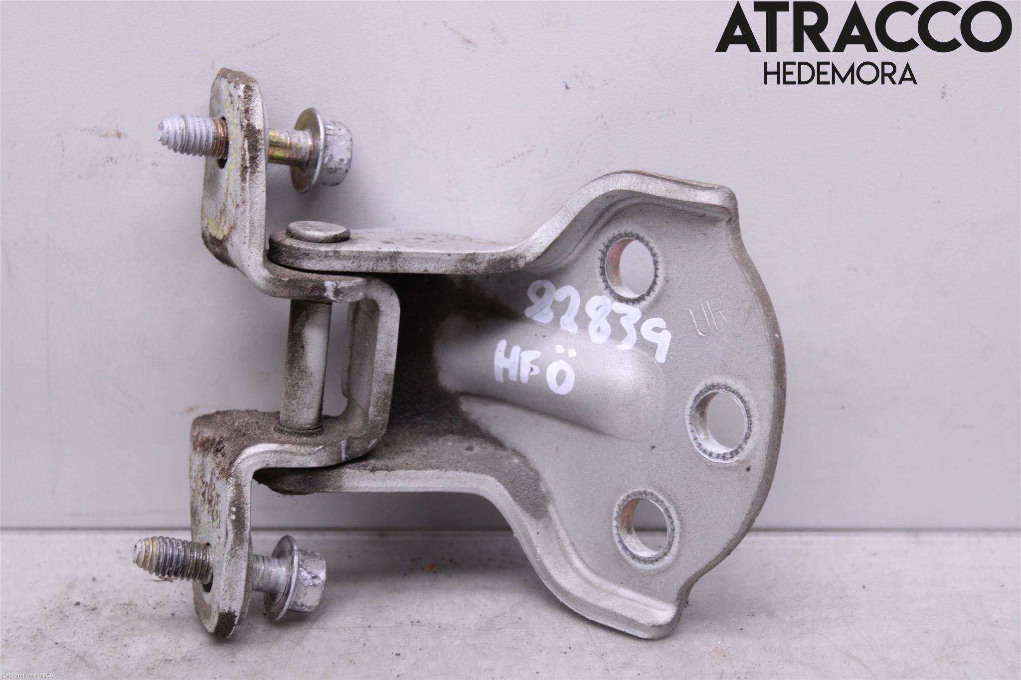 Hyundai COUPÉ Dörrgångjärn