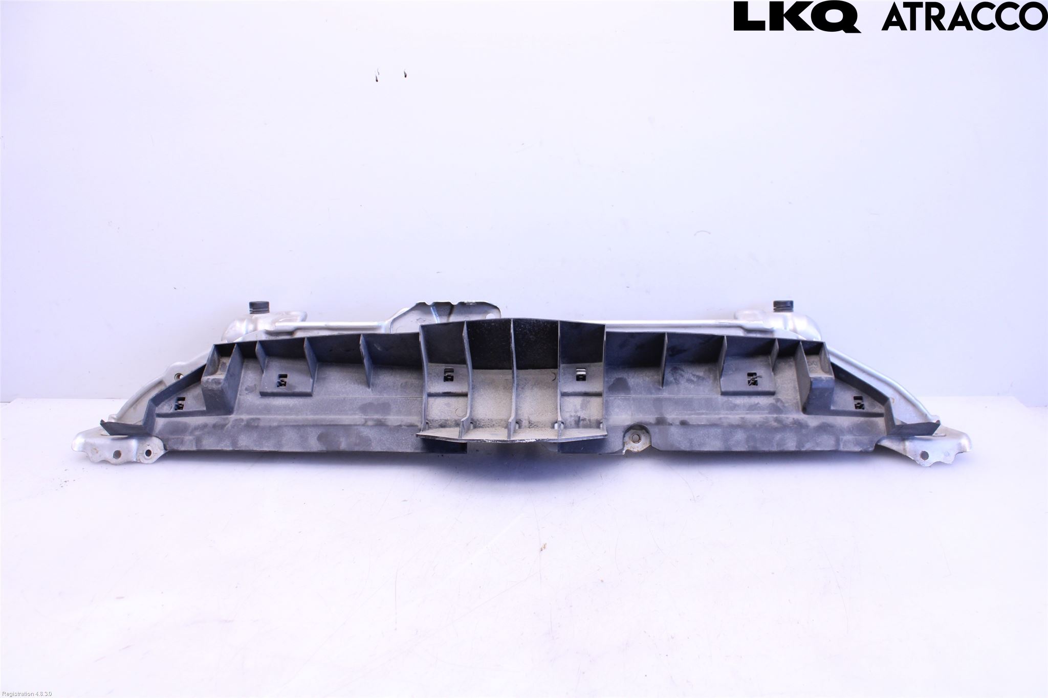 Toyota YARIS XP90 06-11 Front Huvlåsplåt-Balk