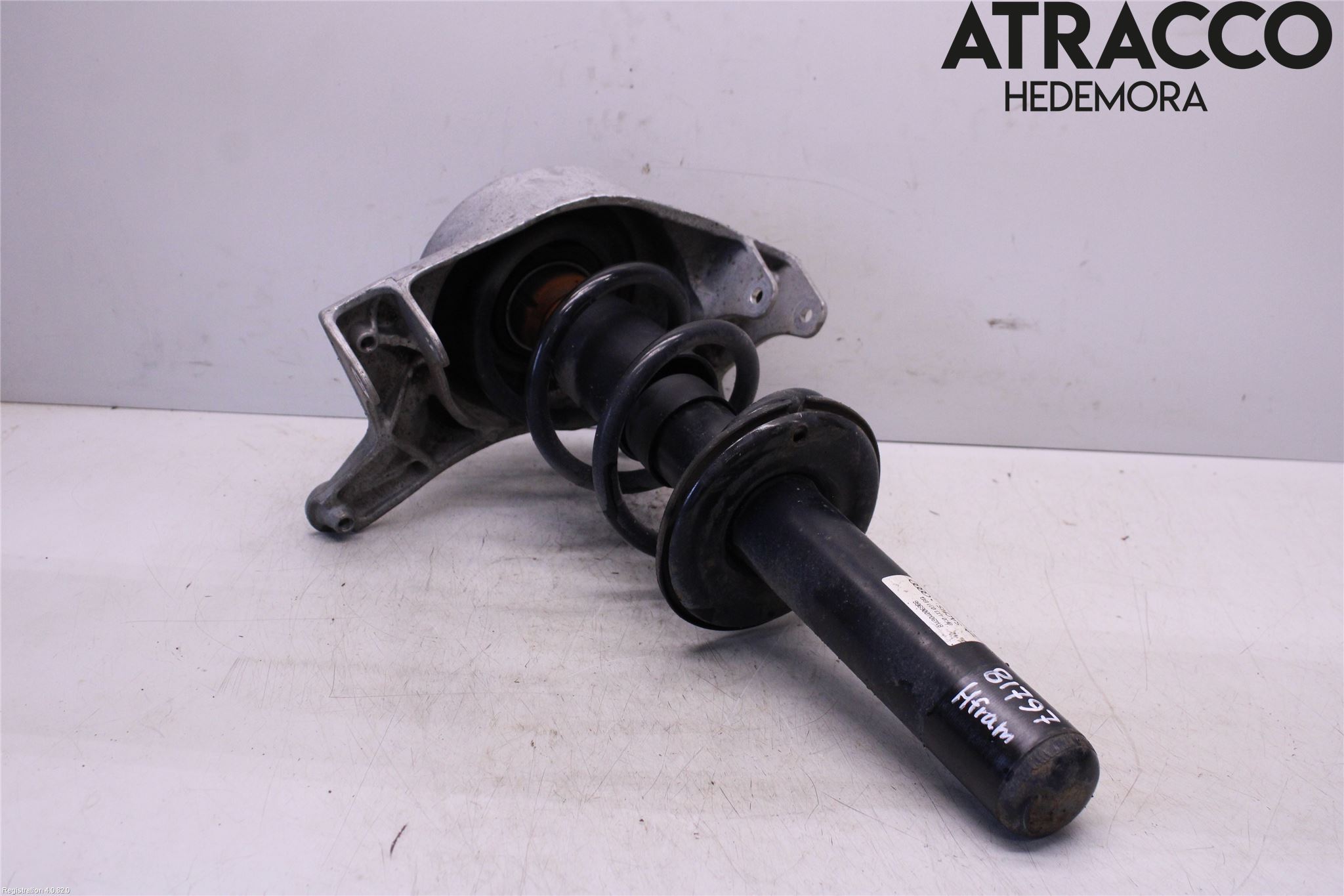 Audi A5 07-16 Fjäderben Fram Höger