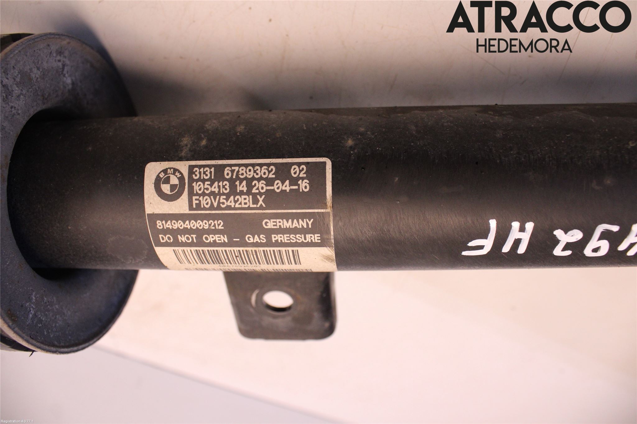 BMW 5 F10/F11/F18 09-17 Fjäderben Fram Höger