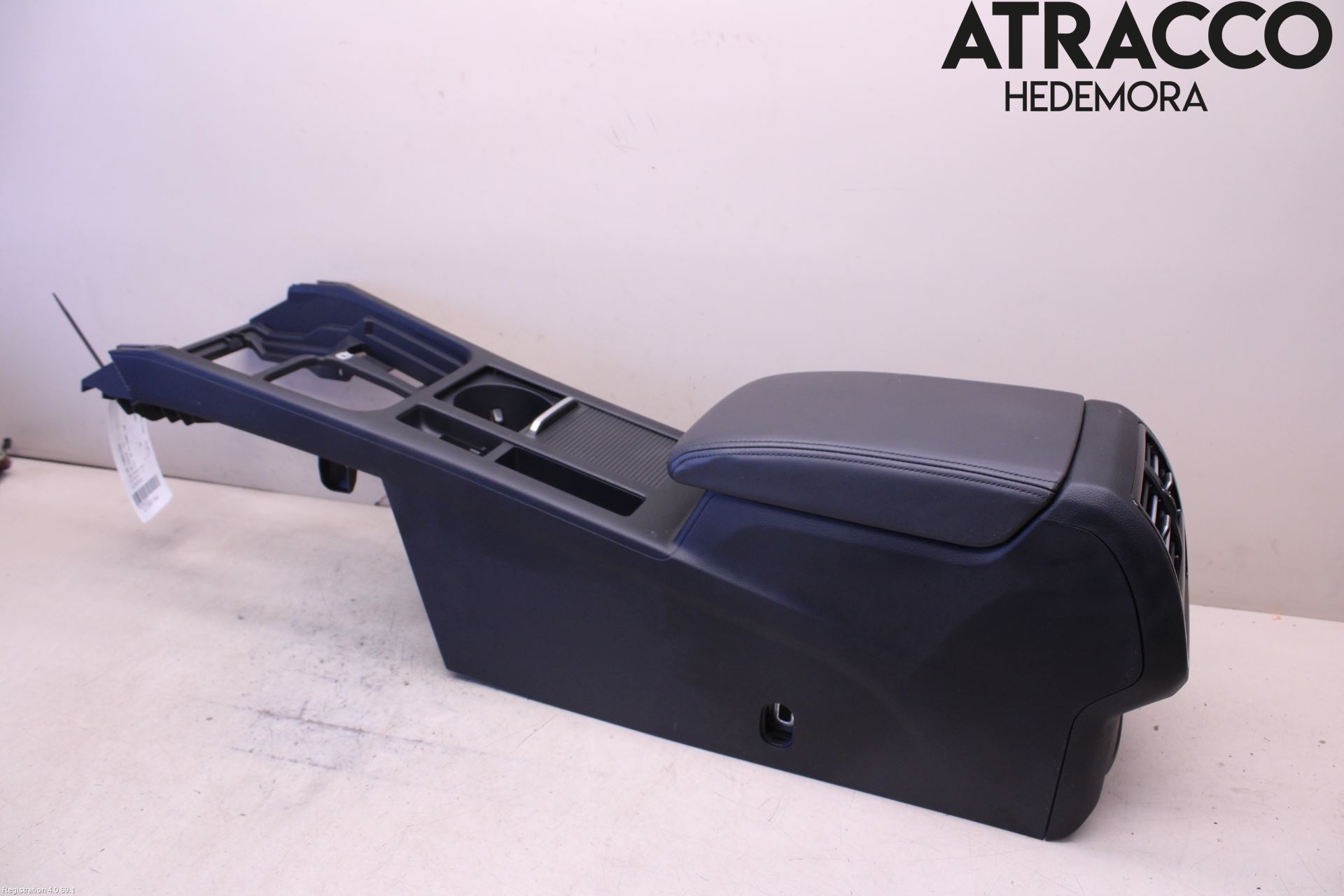 Volkswagen VW PASSAT 15-19 Inr Tunnelfack