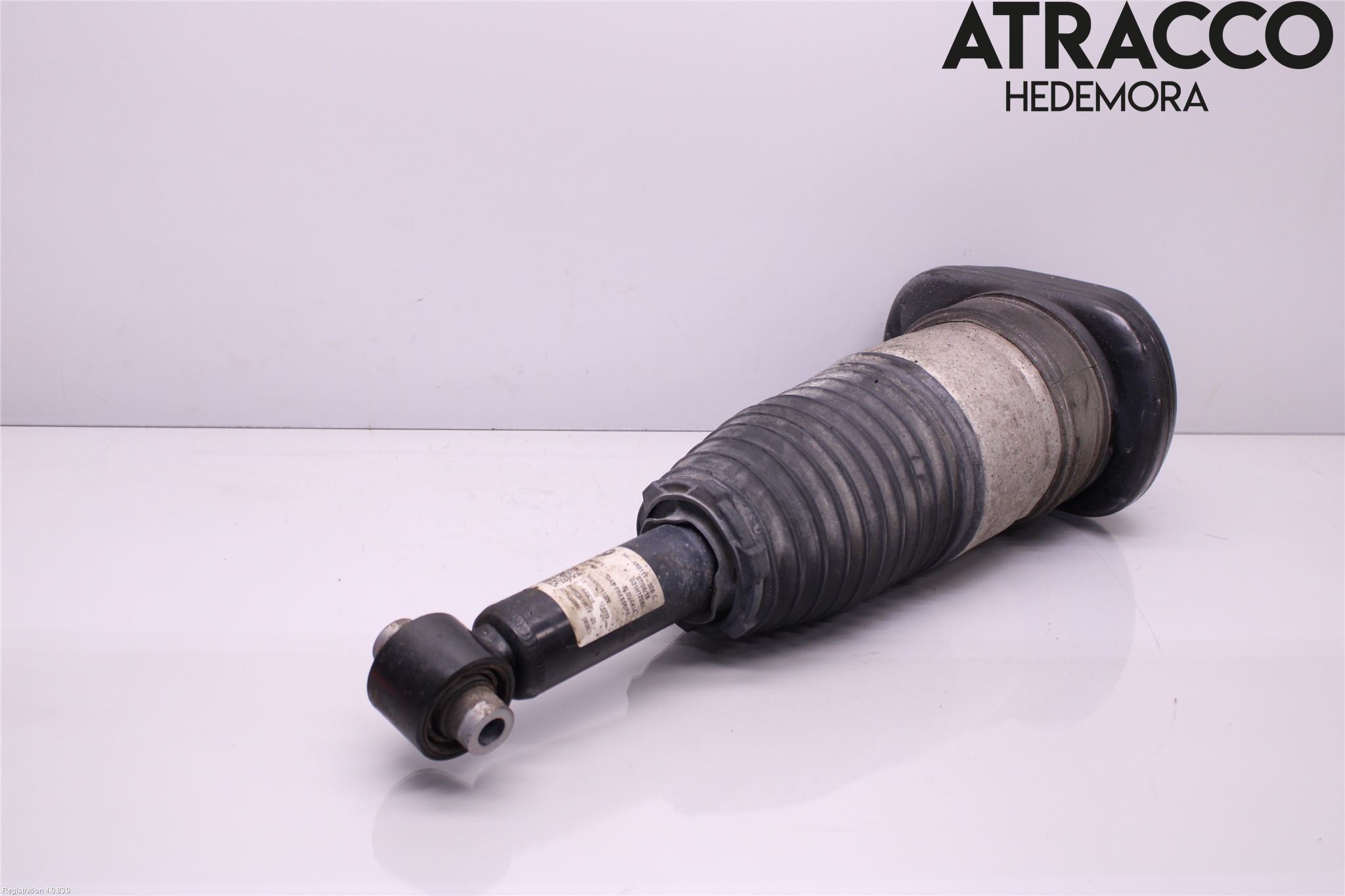 BMW 5 G30/G31/F90 17-23 Fjäderben Bak Höger