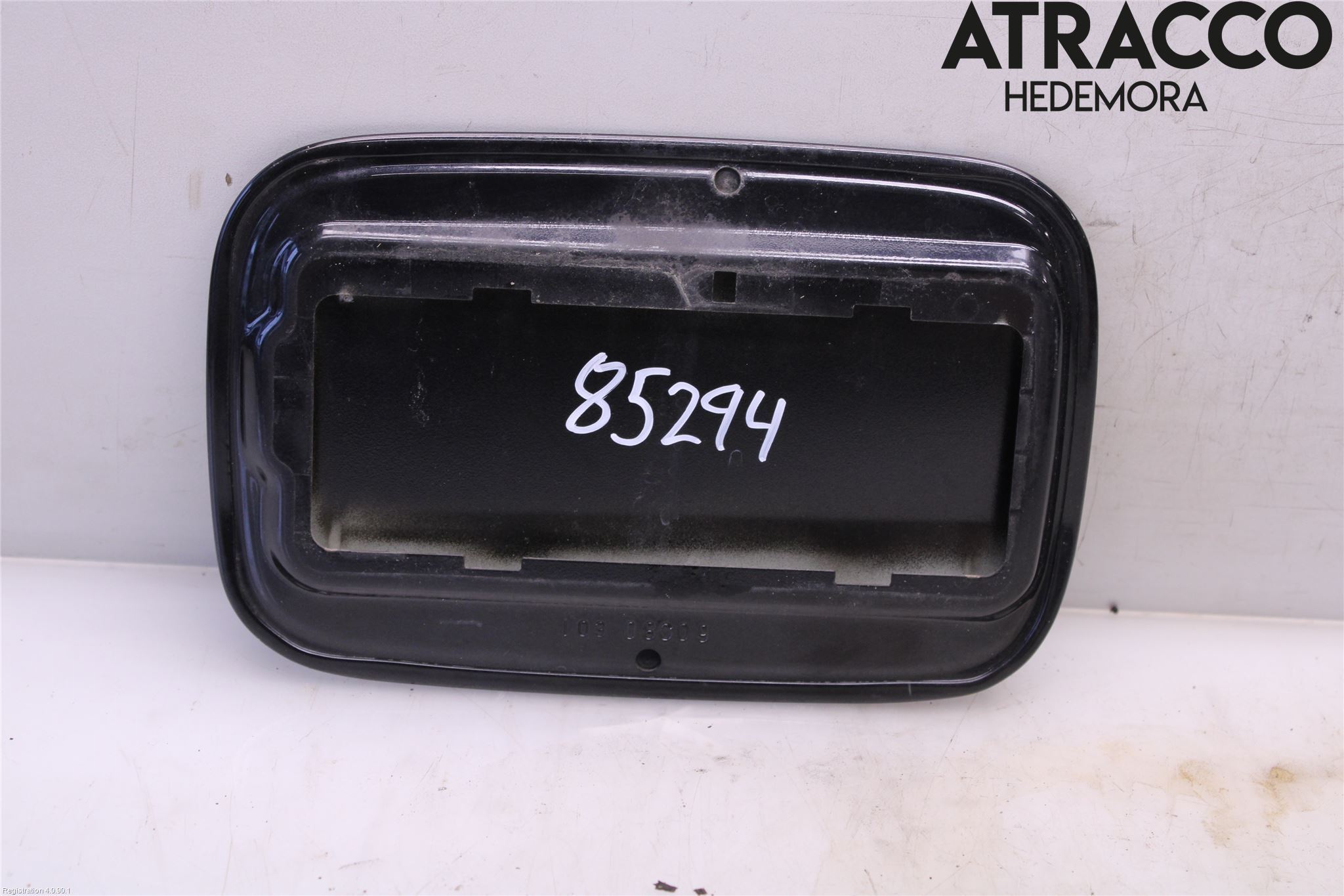 BMW X3 E83     03-10 Tanklucka