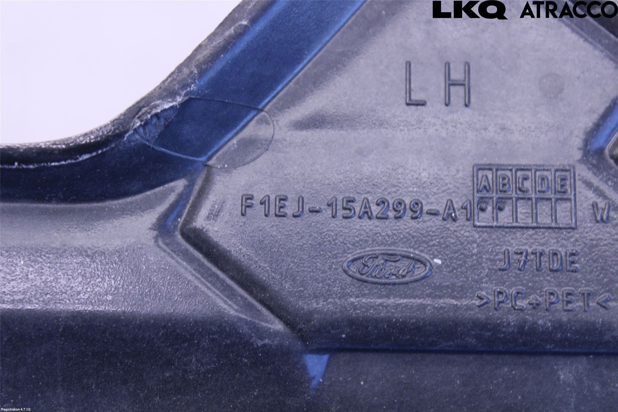 Ford FOCUS 15-18 Dimljussarg Fram