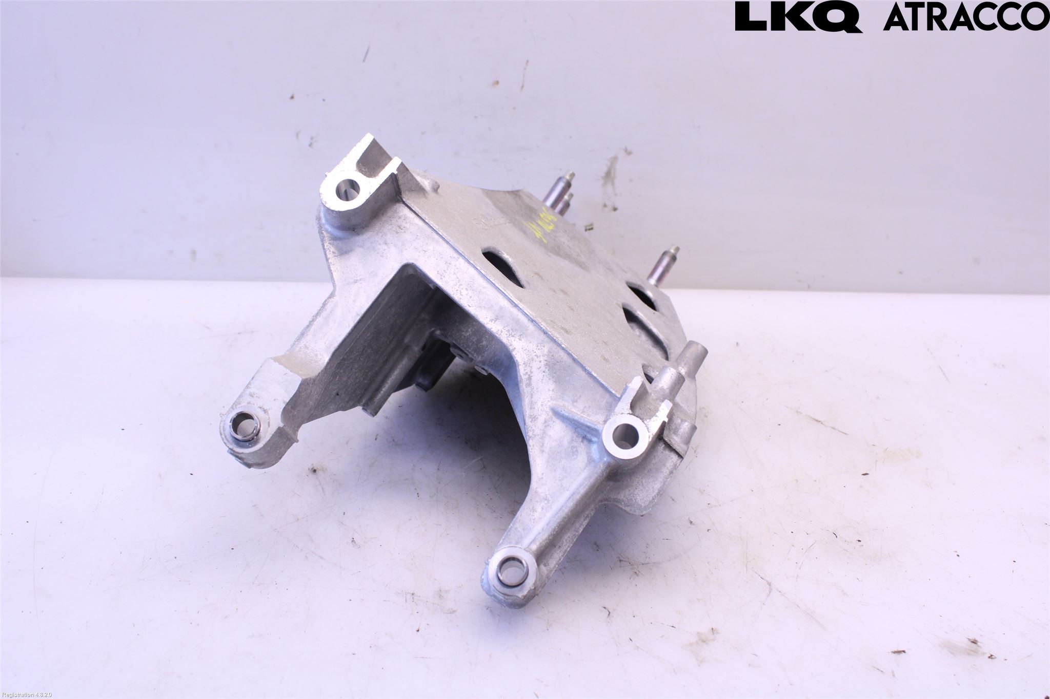 Mazda MX-30 20- Motorfäste