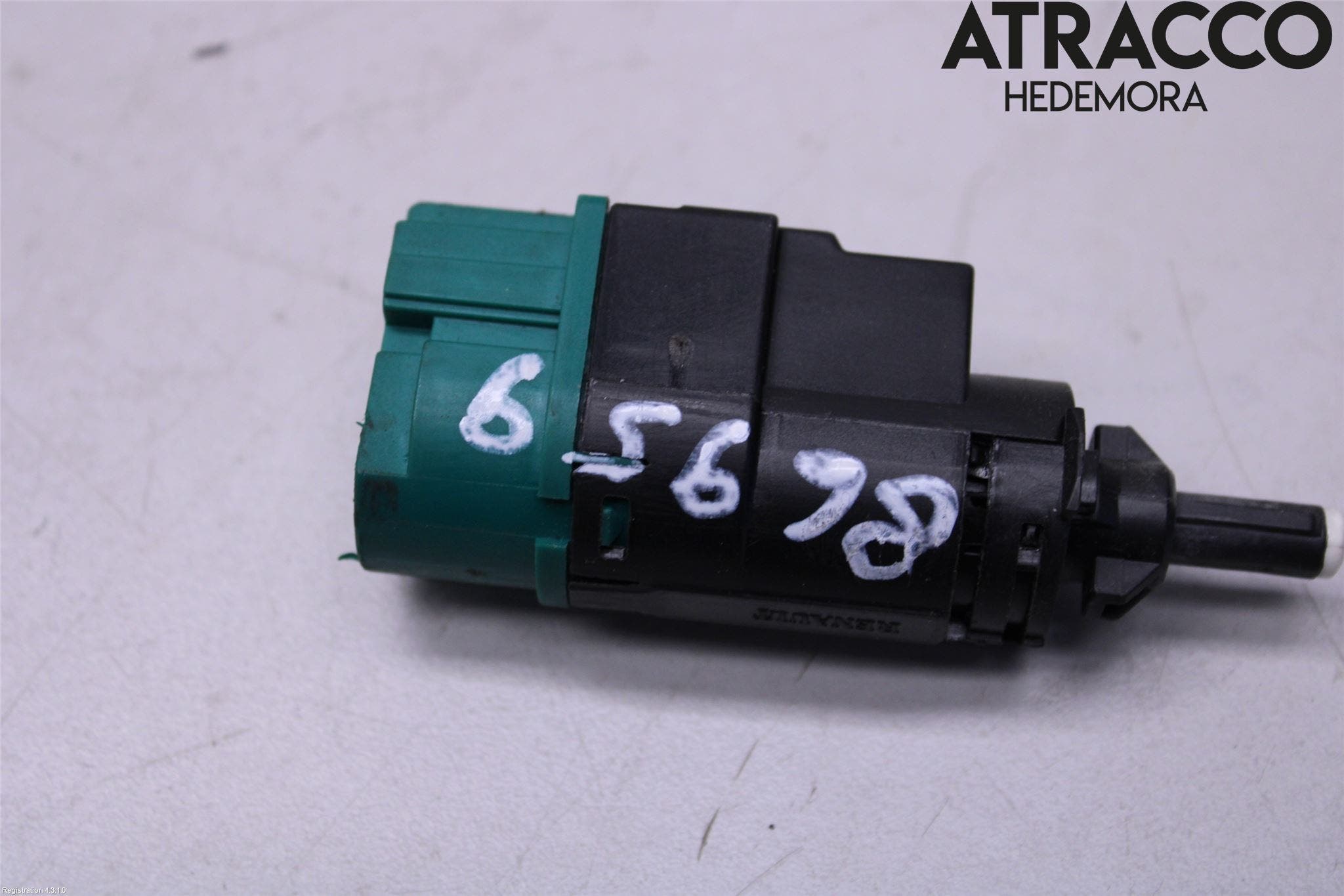 Opel VIVARO 15-19 Bromsljuskontakt