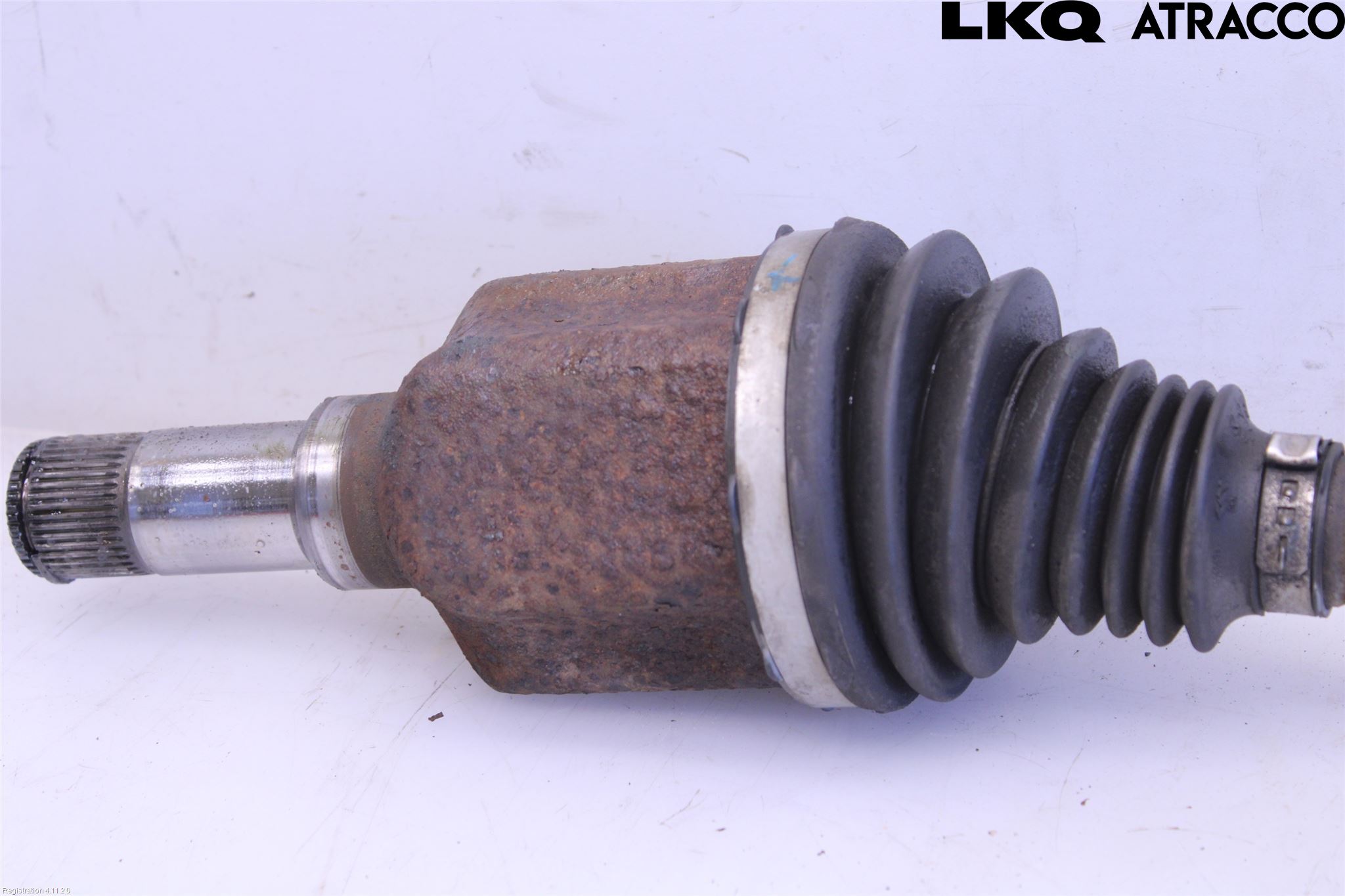 Ford TRANSIT SKÅP/BUSS 14-22 Drivaxel Fram Vänster