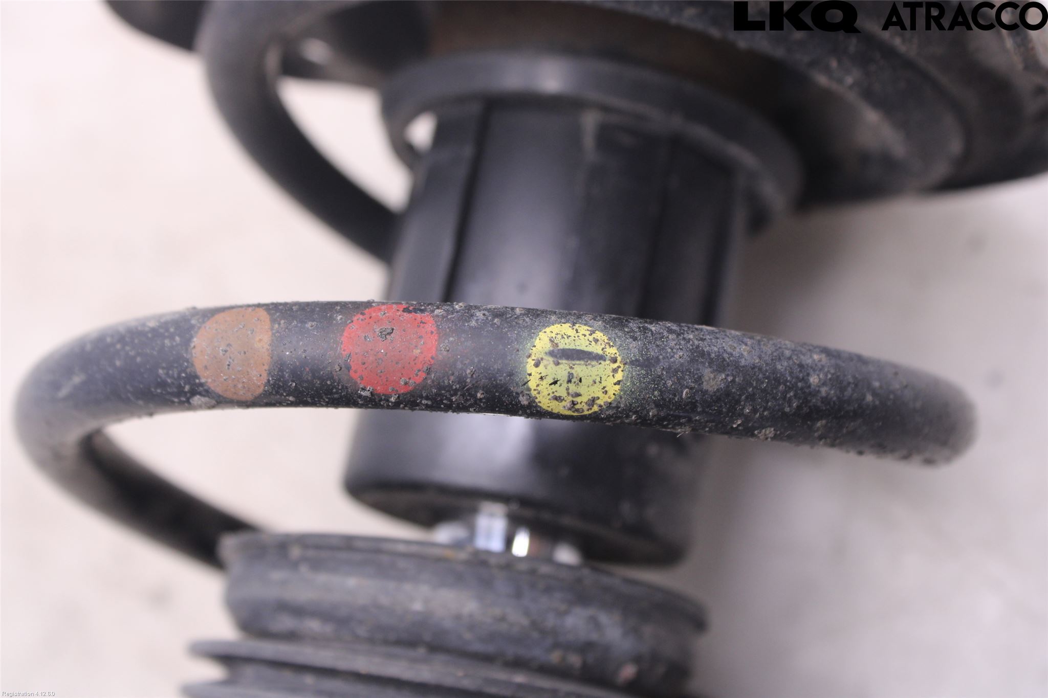 Volkswagen VW PASSAT 15-19 Fjäderben Fram Höger