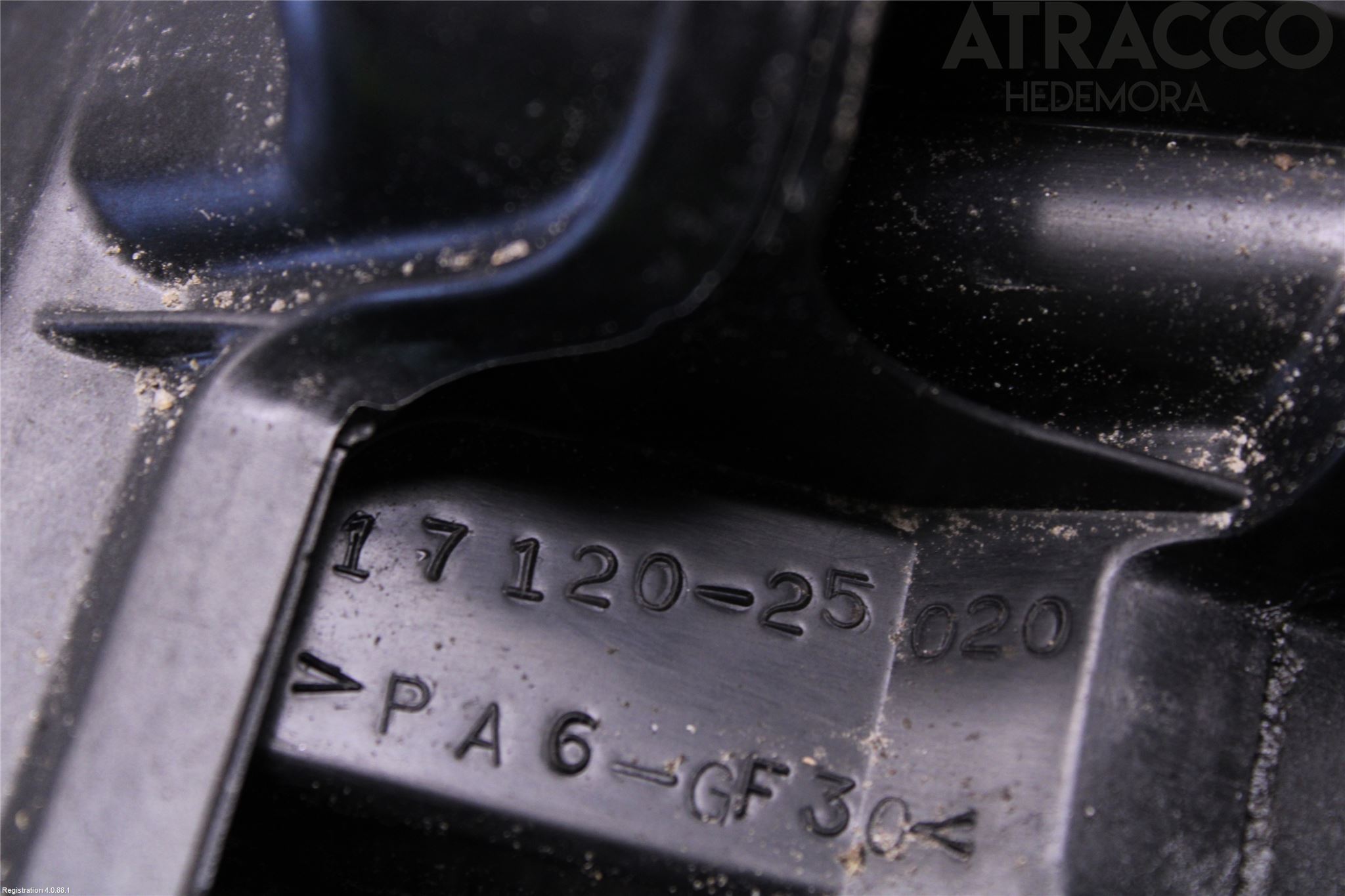 Toyota RAV4 19- Grenrör Insug