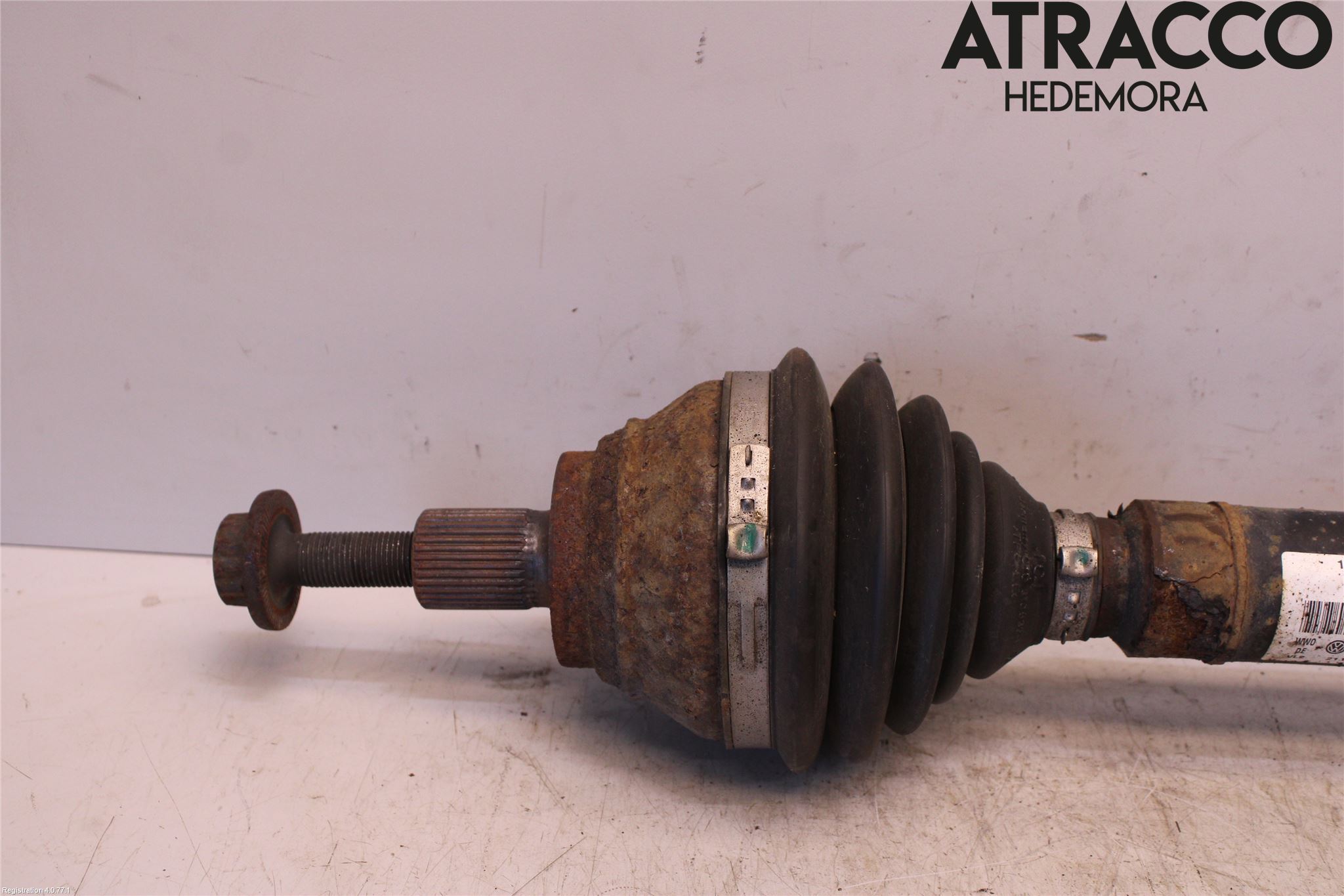 Volkswagen VW PASSAT 05-11 Drivaxel Fram Höger