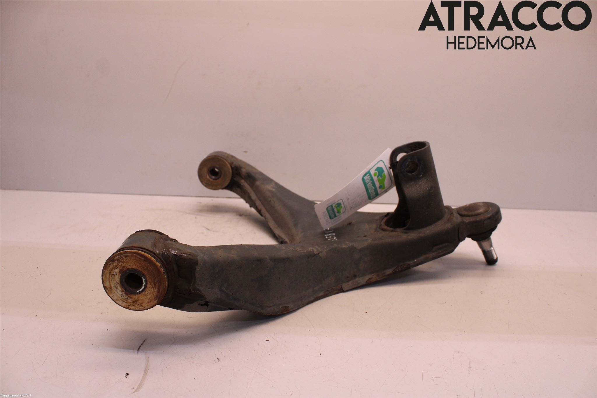 Iveco DAILY 14->> Bärarm Fram Undre Vä