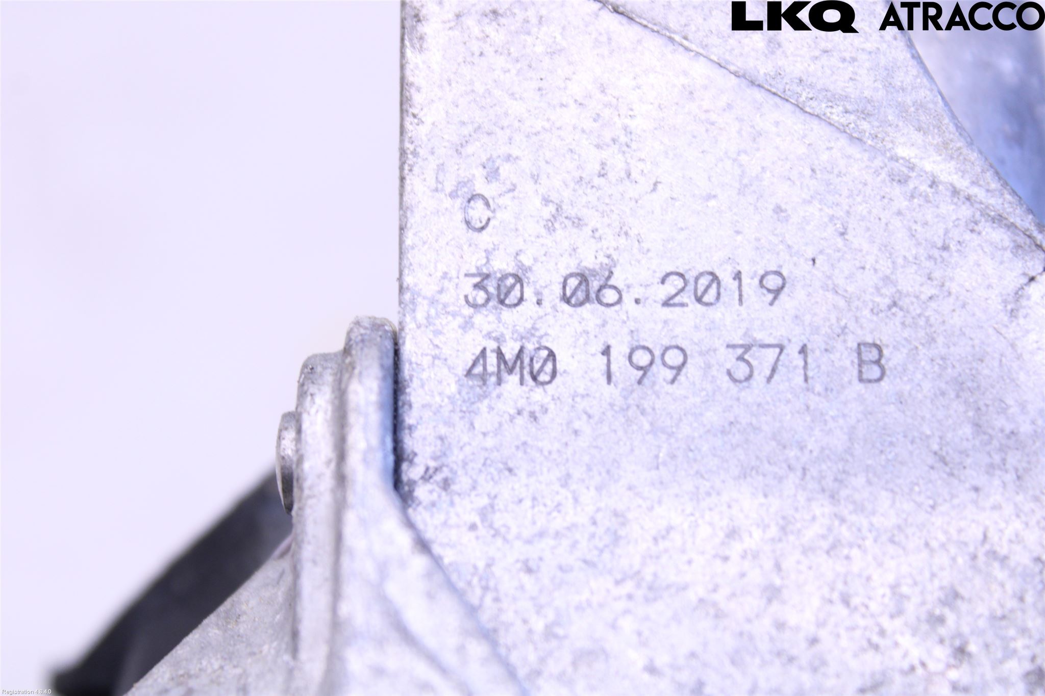 Audi A6 F2/C8 19- Motorkudde