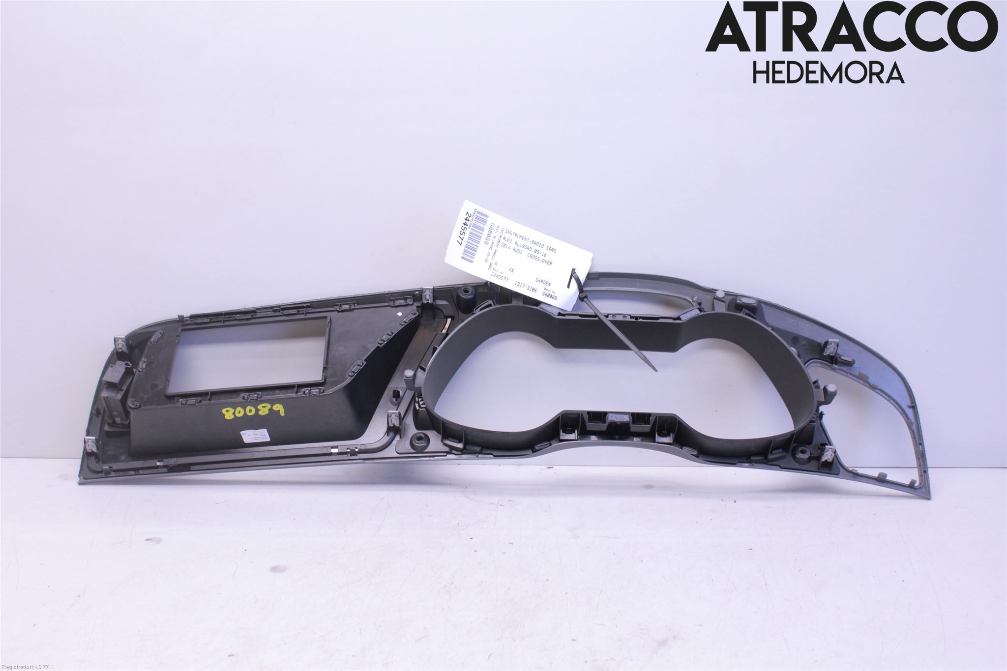 Audi A4 ALLROAD 09-16 Instrument-Radio Sarg