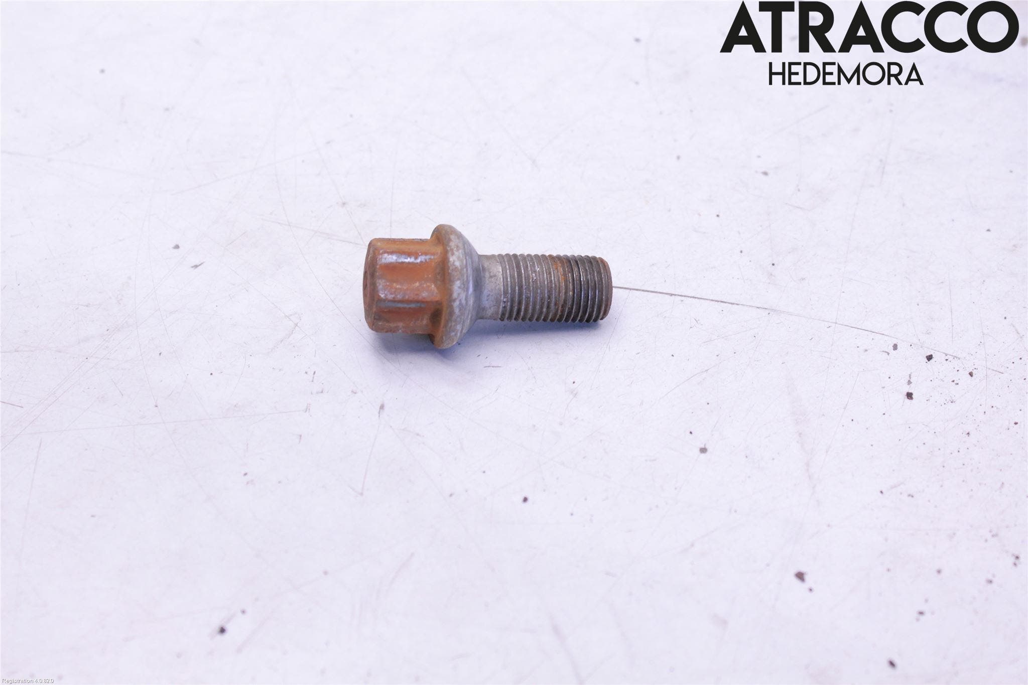 Mercedes-Benz MB C-KLASS (W204) 07-15 Hjulmutter-Bult-Sats