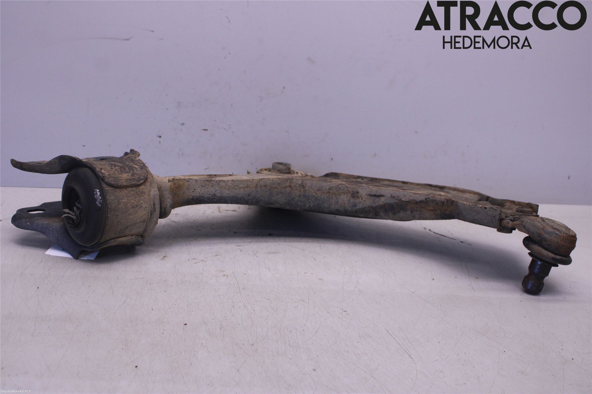 Volvo XC60 14-17 Bärarm Fram Undre Vä